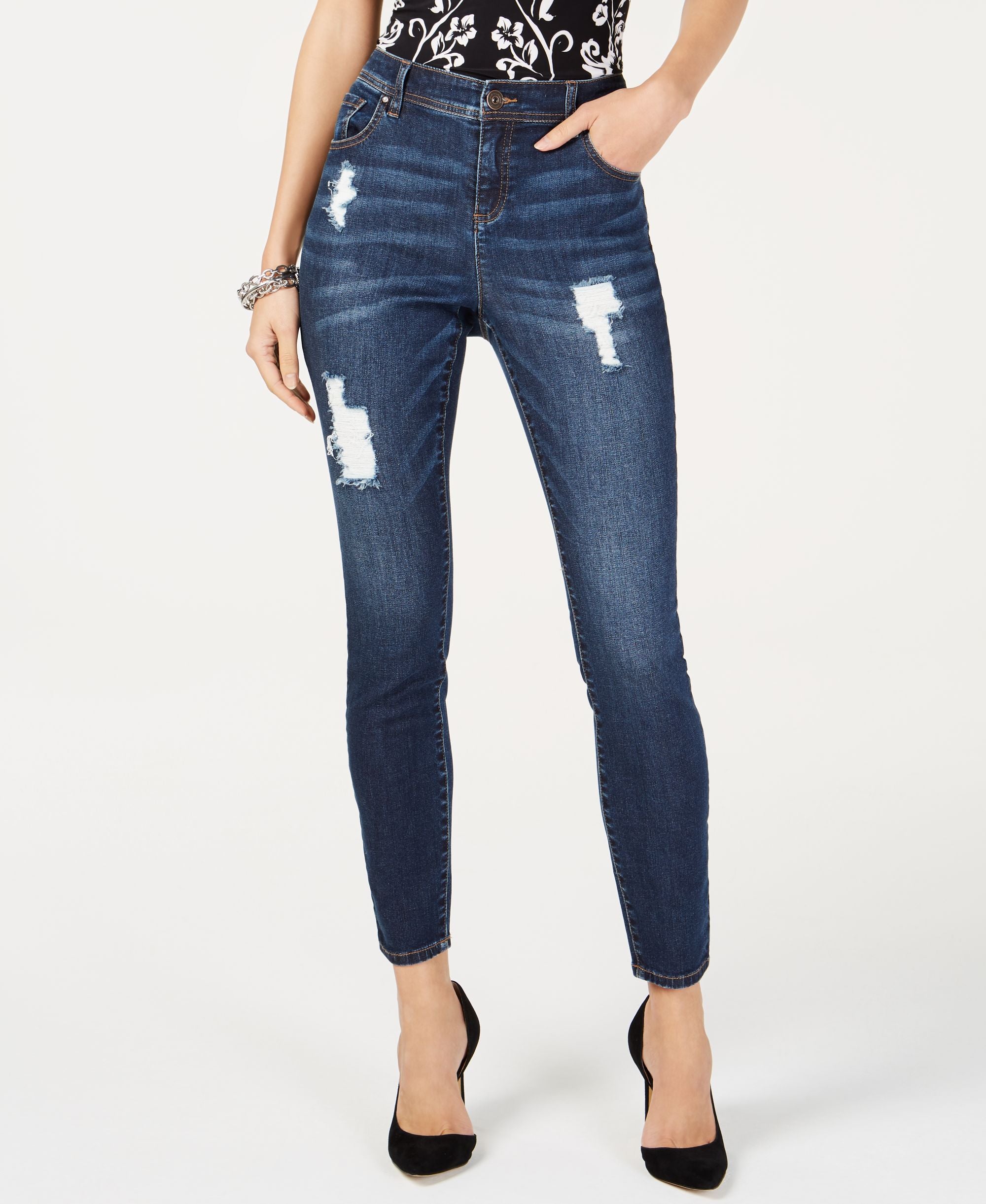 Destructed Skinny Jeans