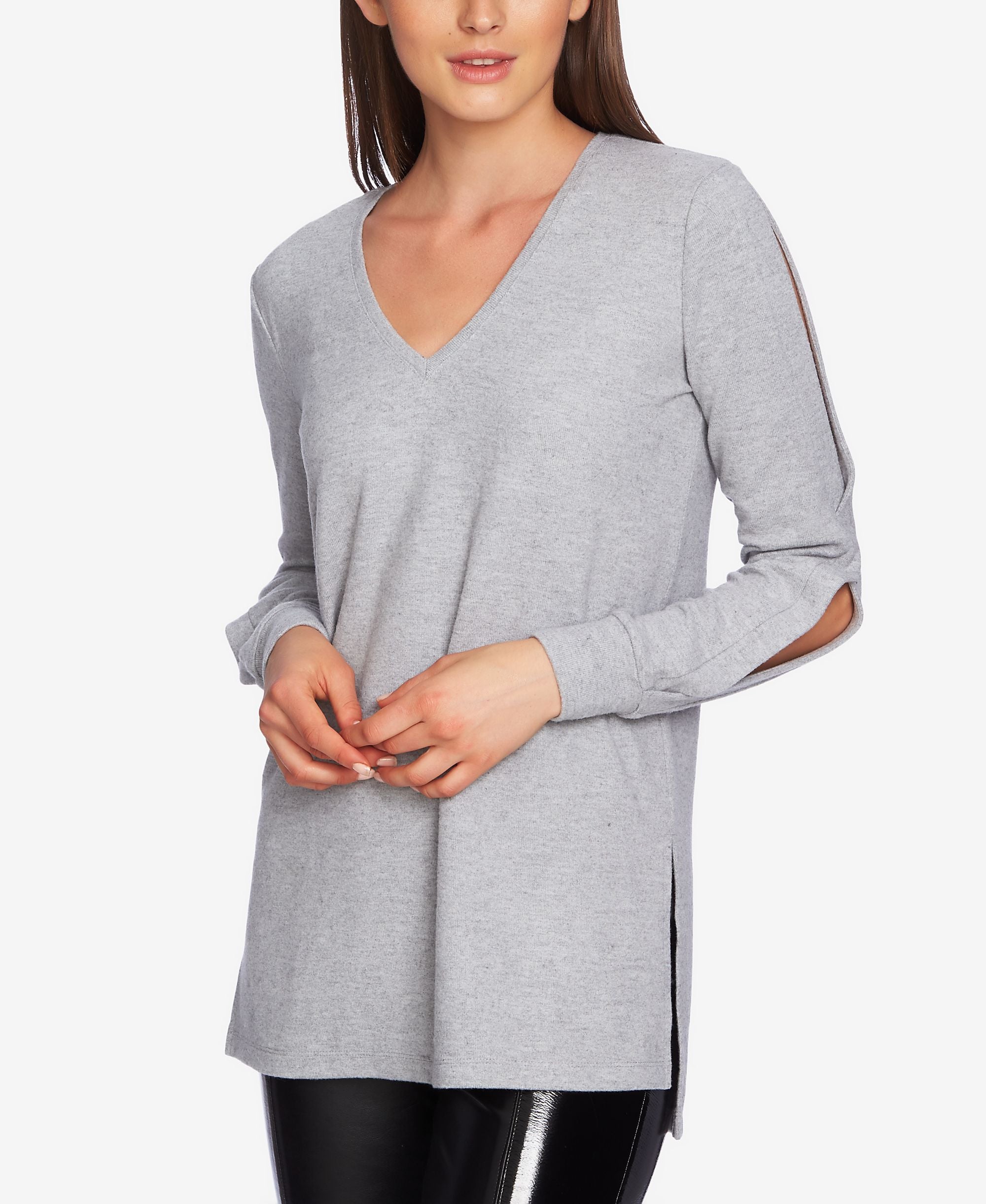 1.State Split Sleeve V Neck Top