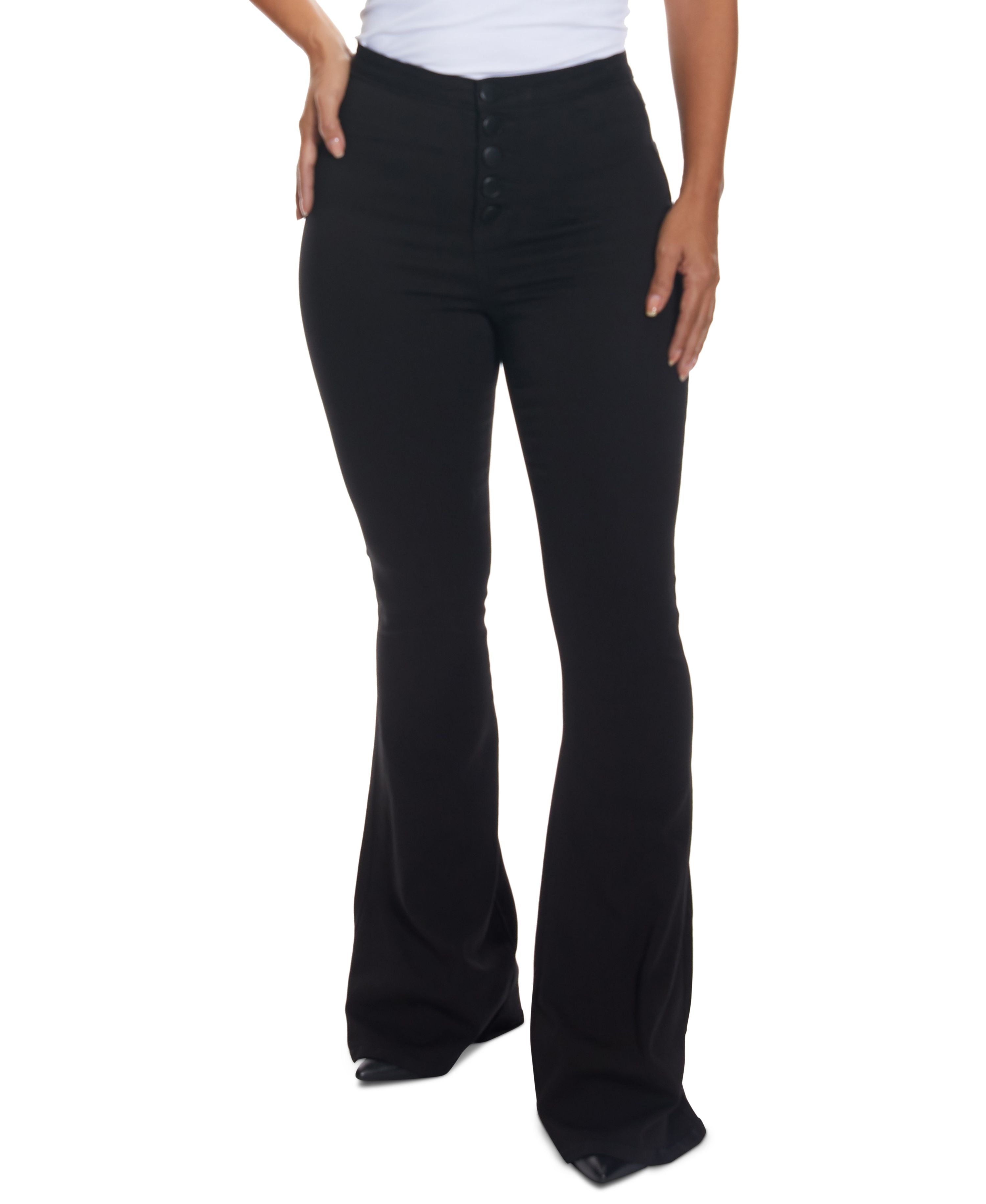Juniors' Curvy-Fit Flare Jeans
