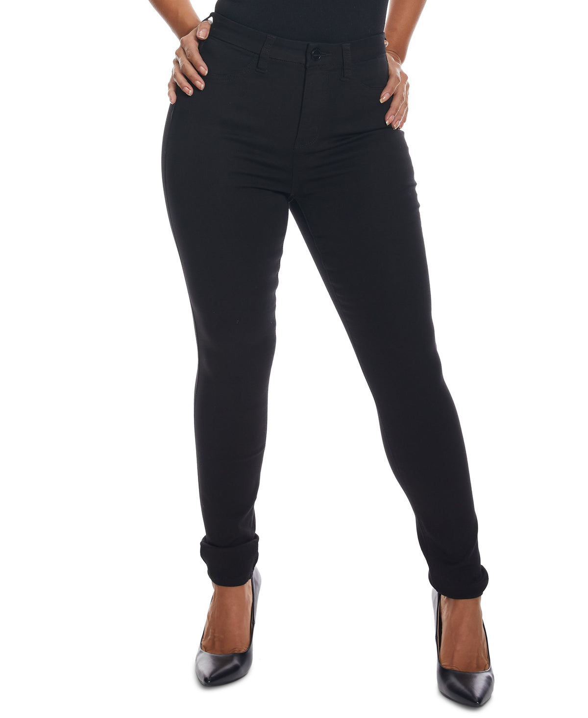 Juniors' Curvy-Fit High-Rise Skinny Jeans