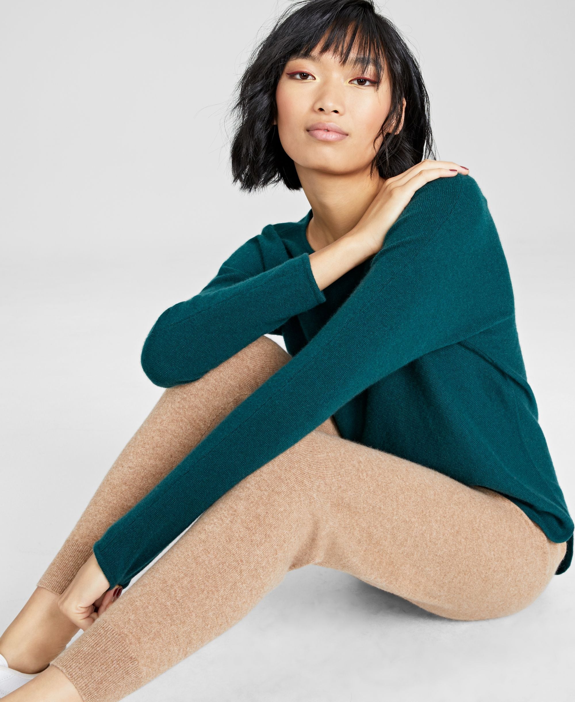 Women's 100% Cashmere Shirttail Sweater