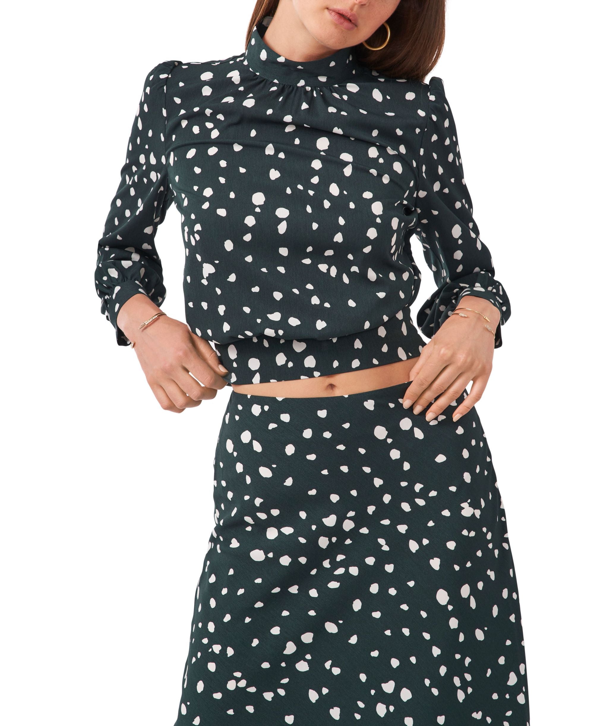 1.State Long Sleeve Cropped Mock Neck Top