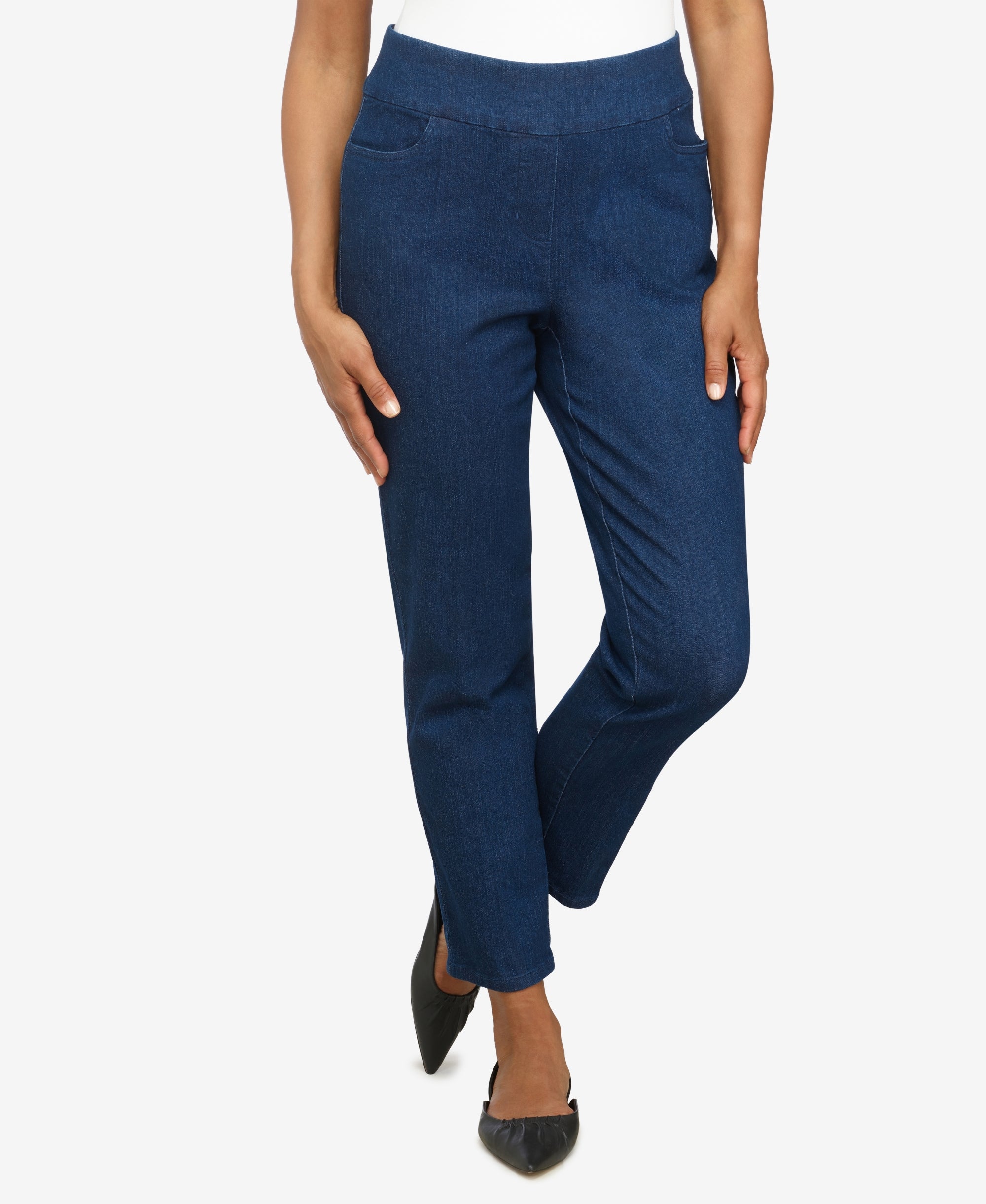 Alfred Dunner Petite Mid Rise Pull On Straight Leg Denim Pants