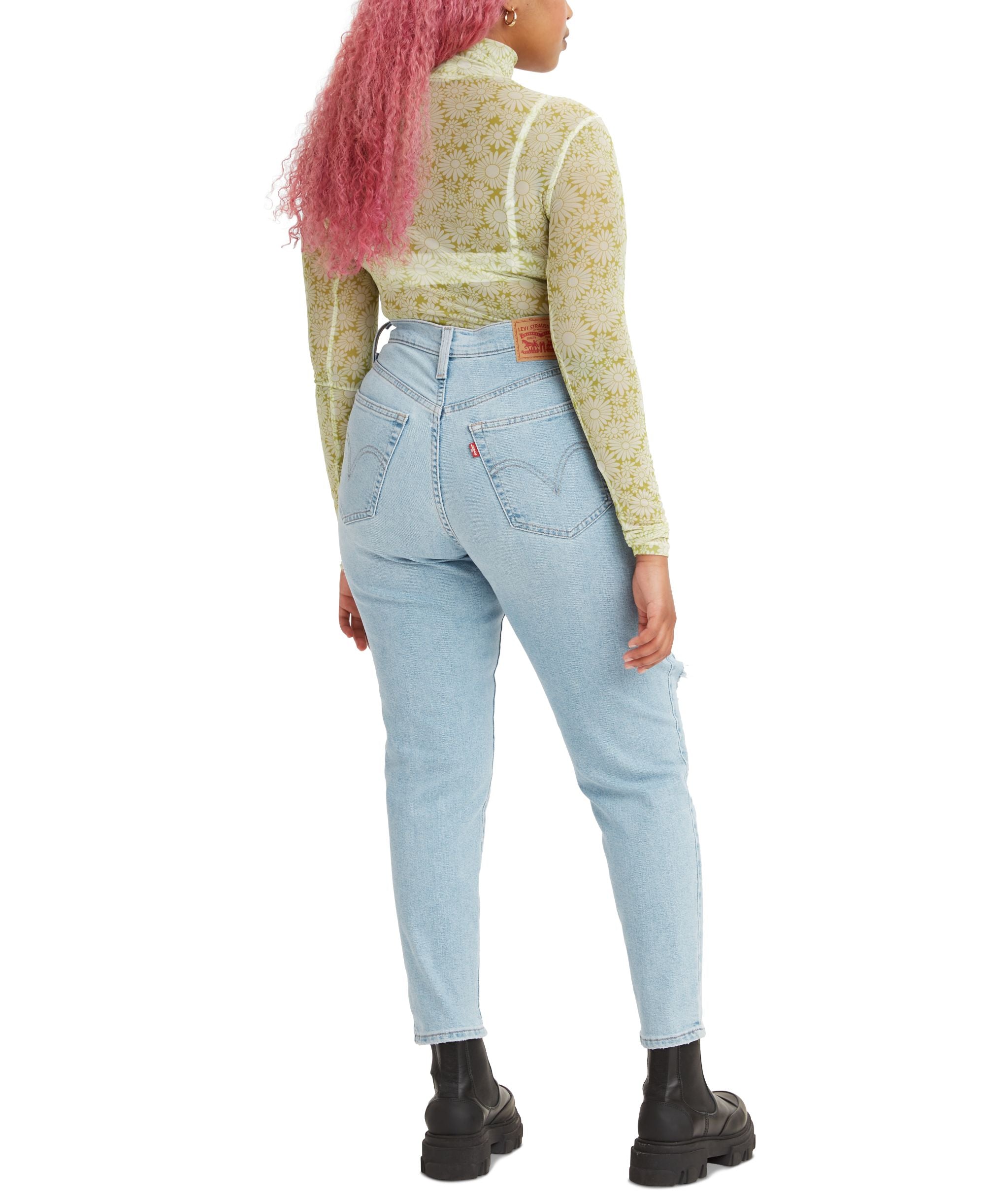Levi's High-Waist Mom Jeans