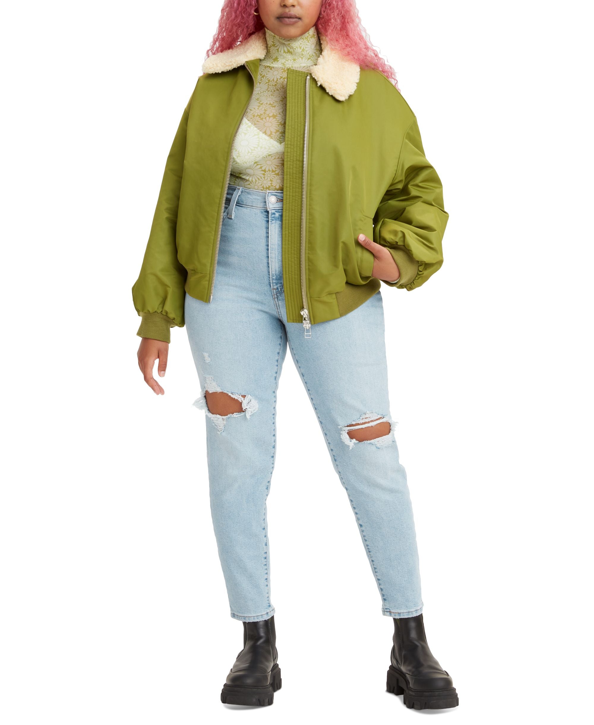 Levi's High-Waist Mom Jeans