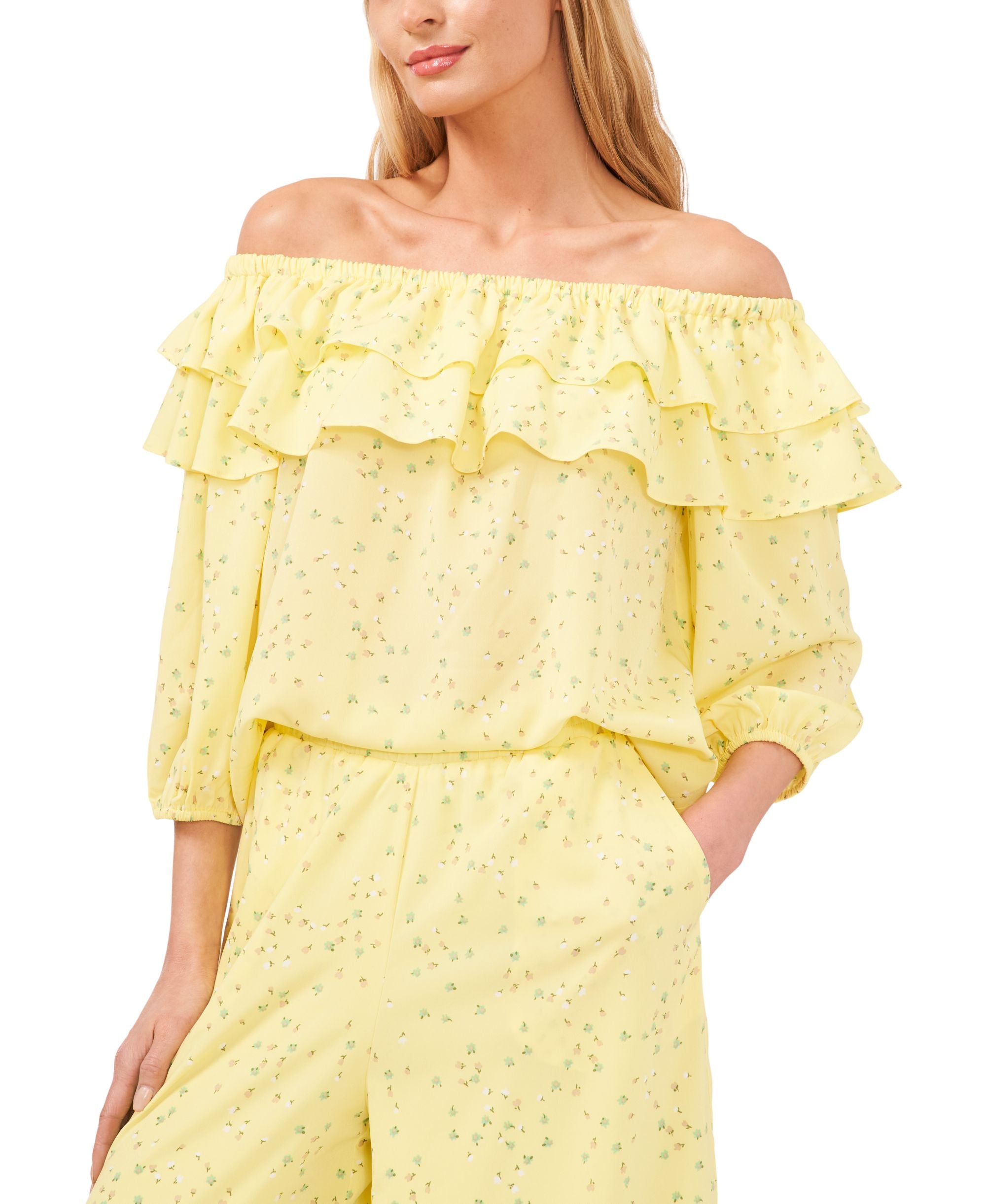 Riley Rae Three Quarter Sleeve Ditsy Floral Tiered Blouse