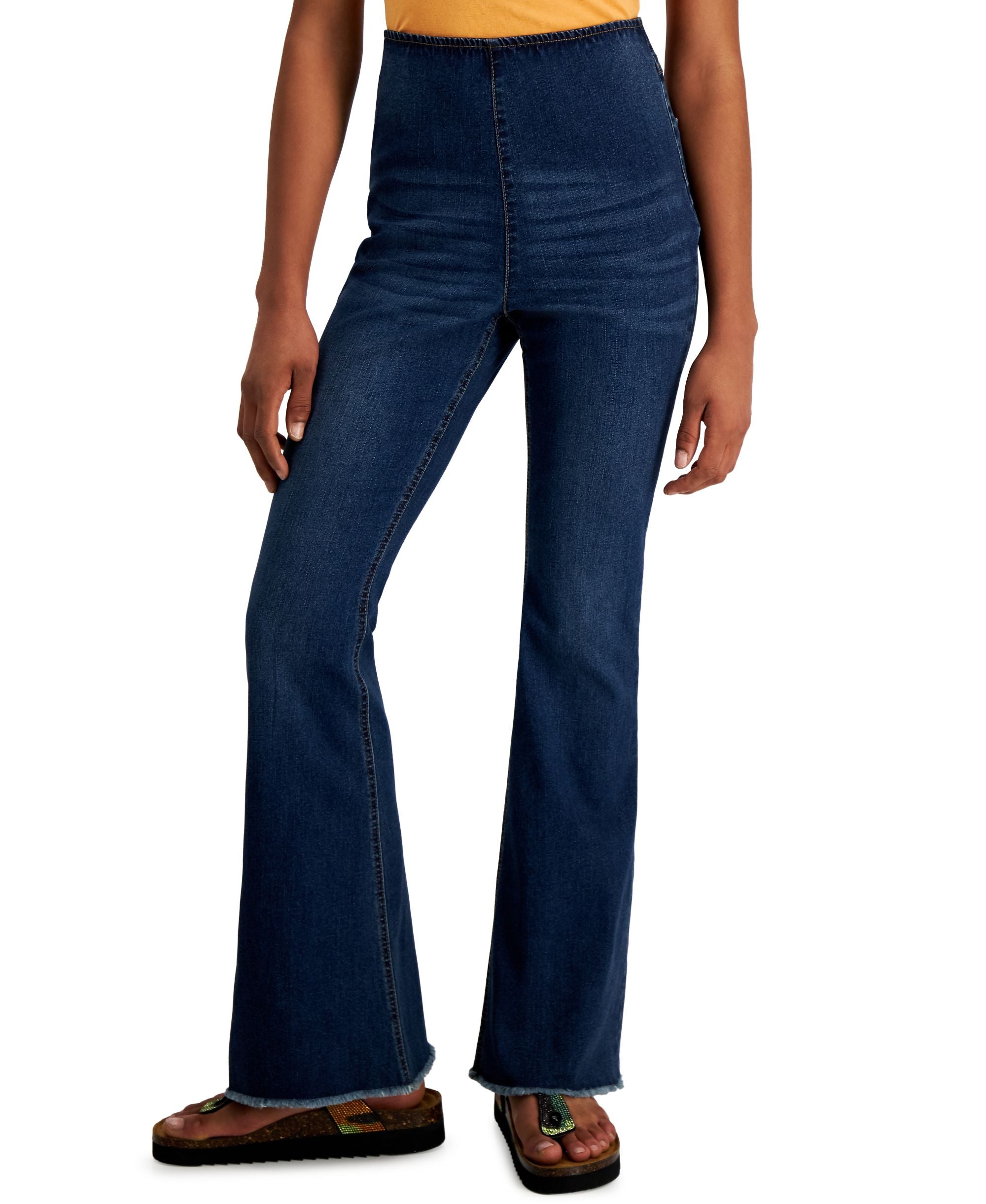 Juniors' Pull-On Flare-Leg Jeans