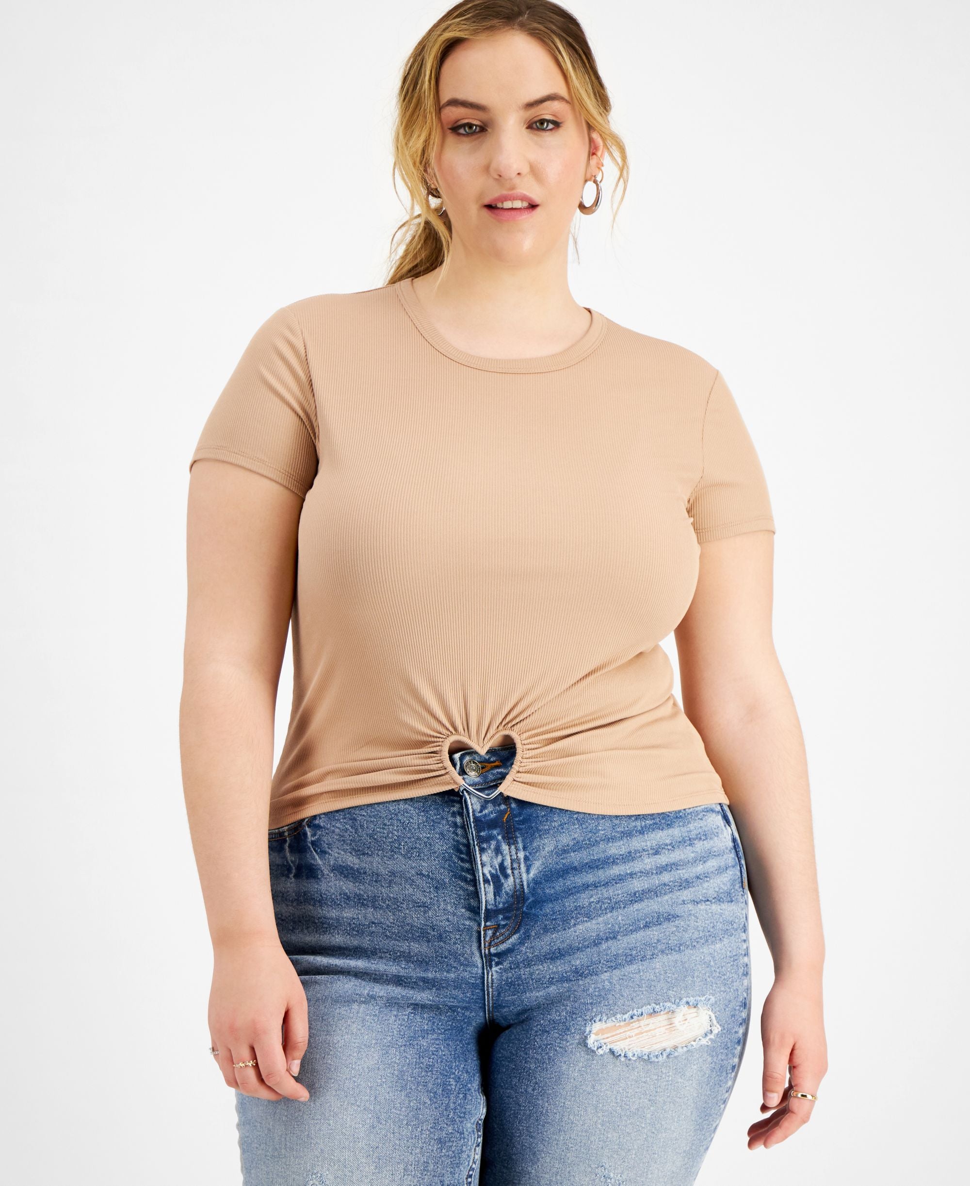 Trendy Plus Size Heart-Ring T-Shirt