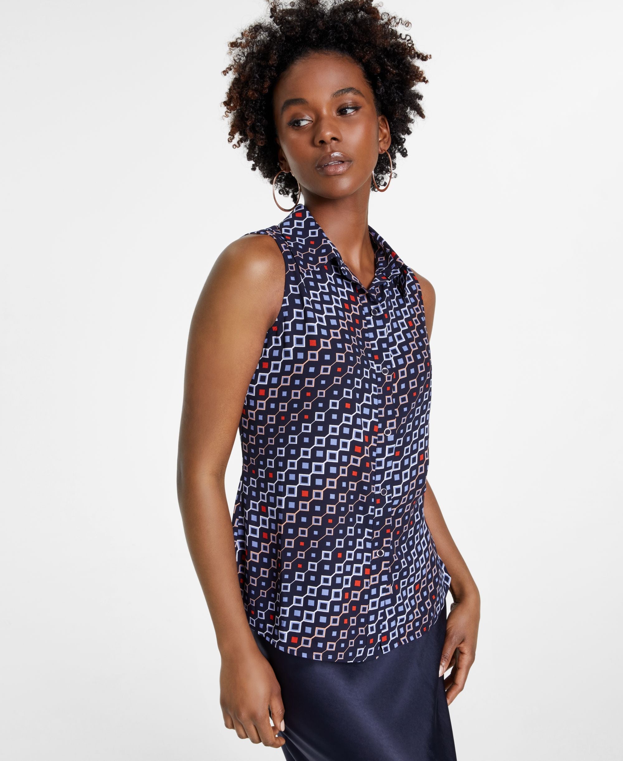 Bar III Womens Sleeveless Geo Print Blouse