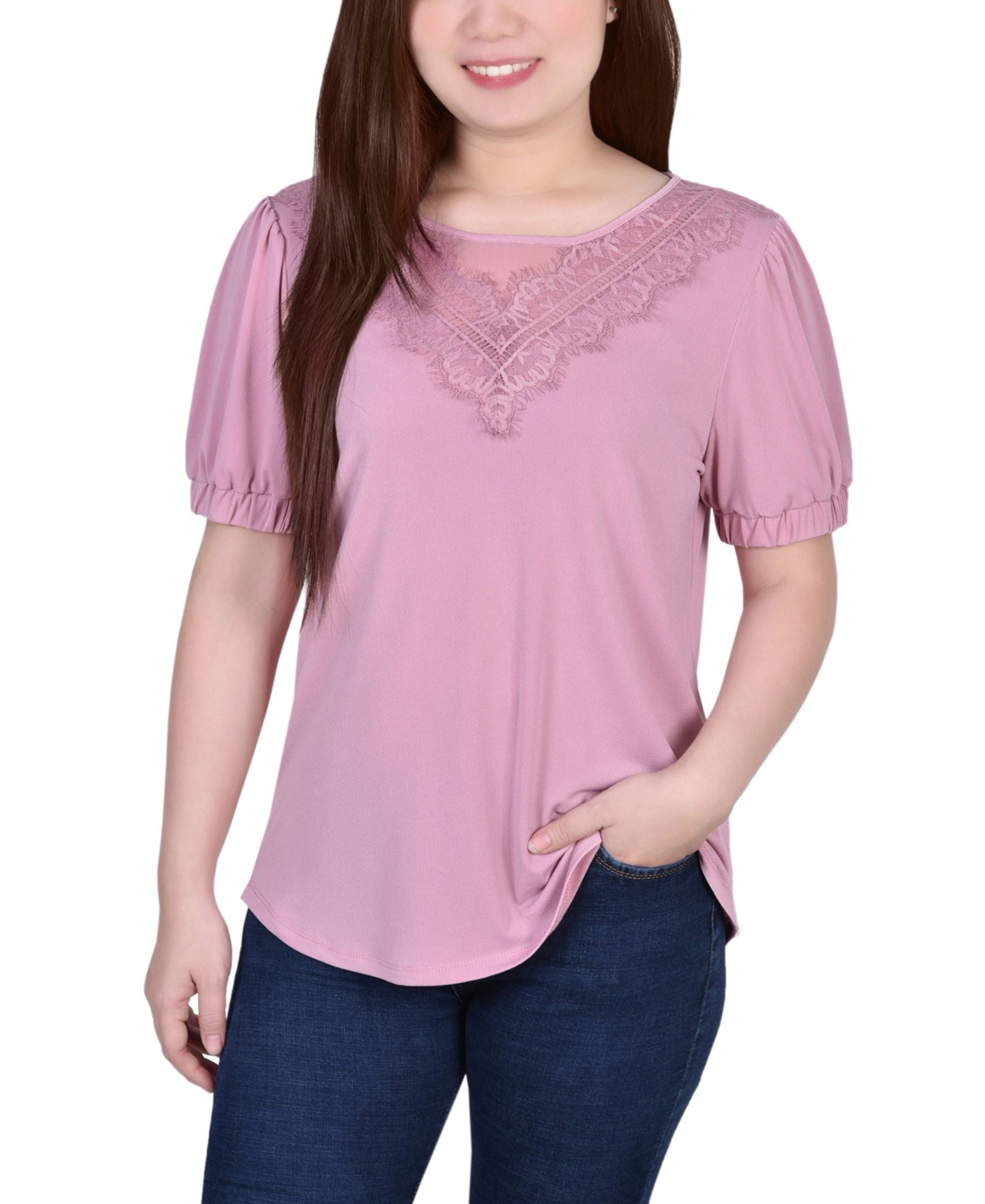 Petite Size Short Puff Sleeve Top With Lace