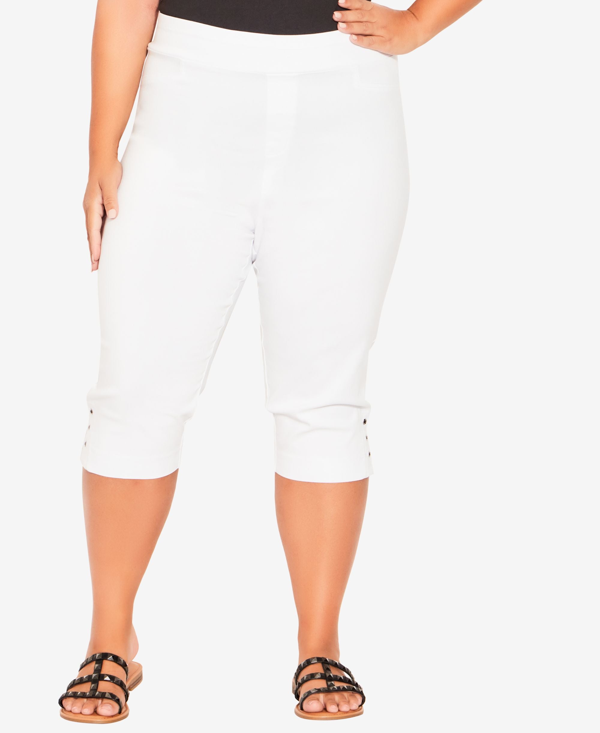 Plus Size Gracie Eyelet Capri Pants