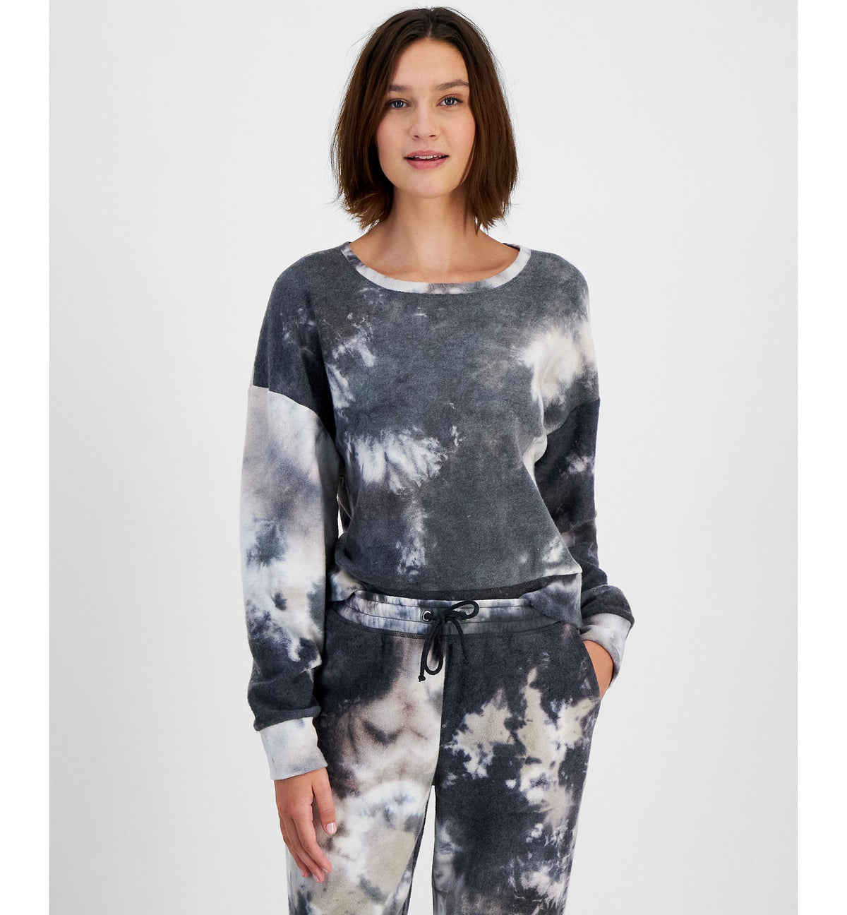 Juniors' Tie-Dyed Drop-Shoulder Long-Sleeve Top