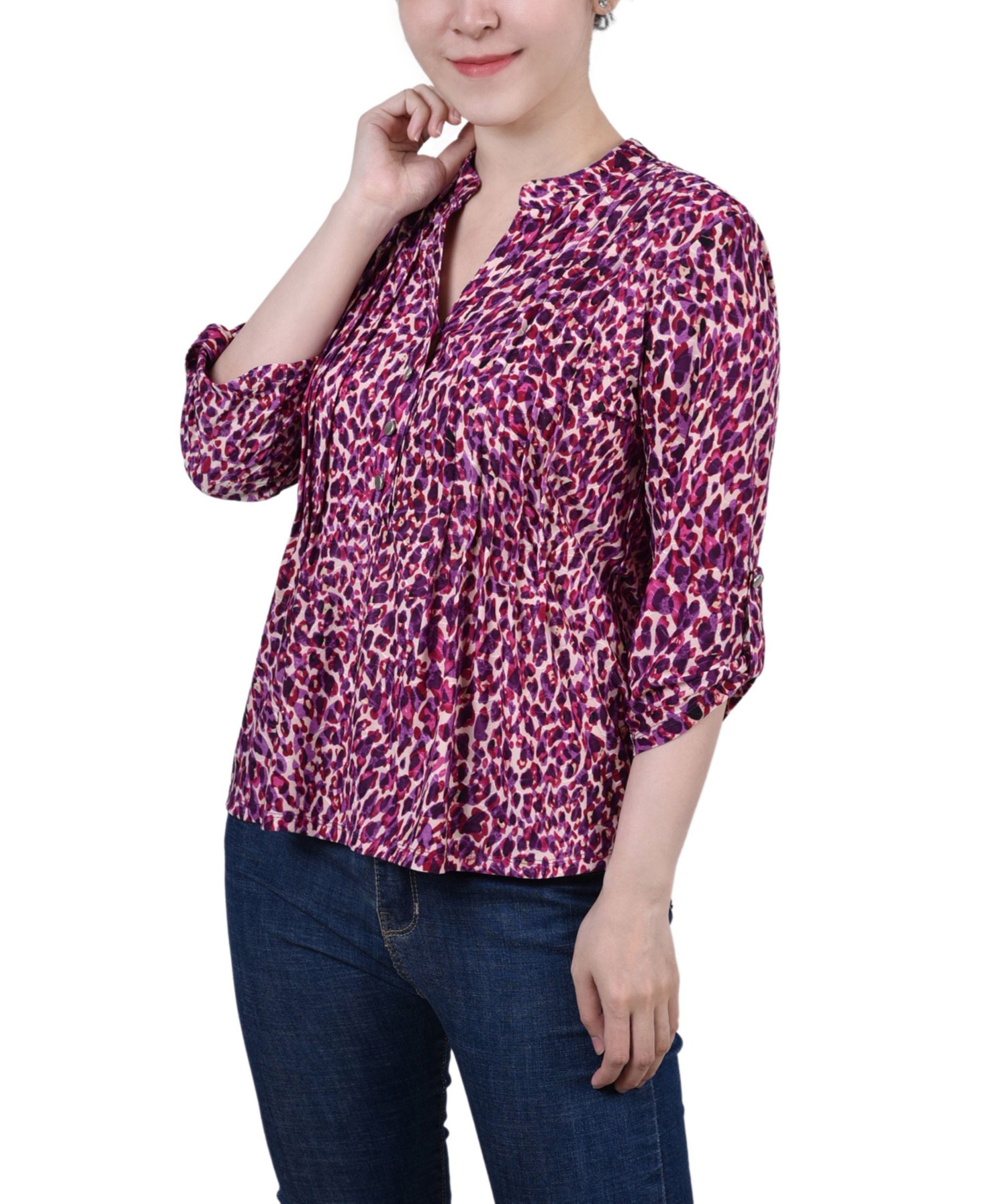 Petite 3/4 Roll Tab Sleeve Printed Pintuck Top