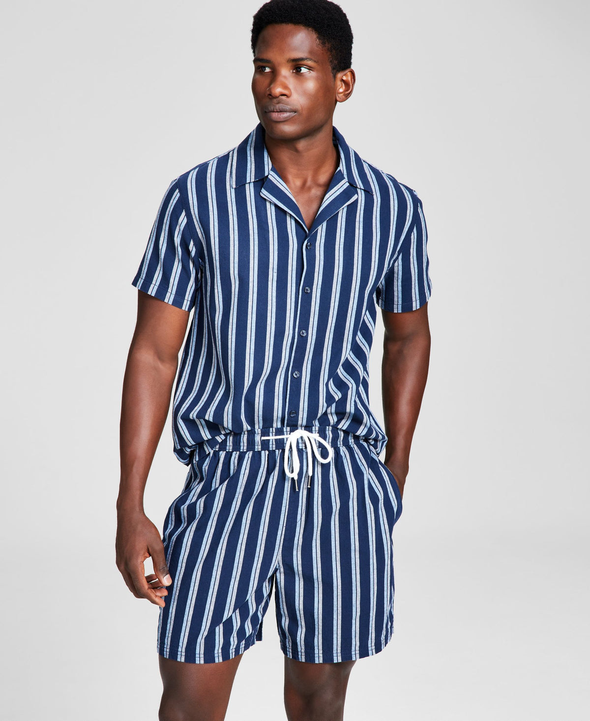Men's Classic-Fit Drawstring Shorts