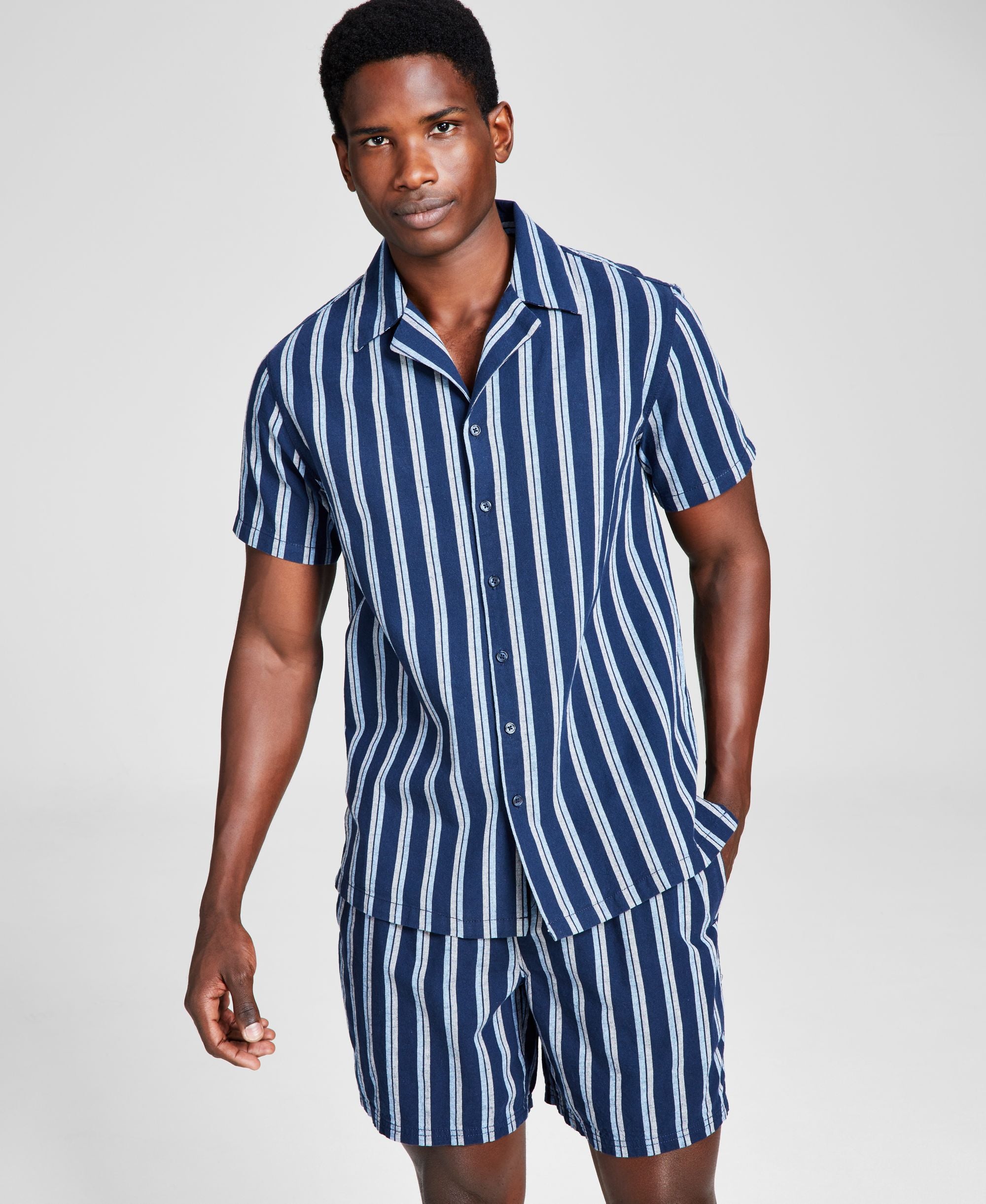 Men's Classic-Fit Button-Down Camp Shirt