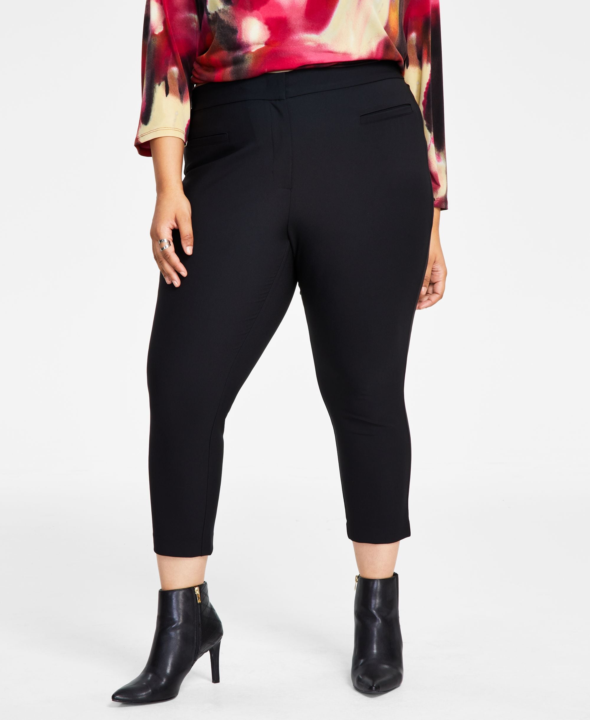 Plus Size High-Rise Cropped Pants