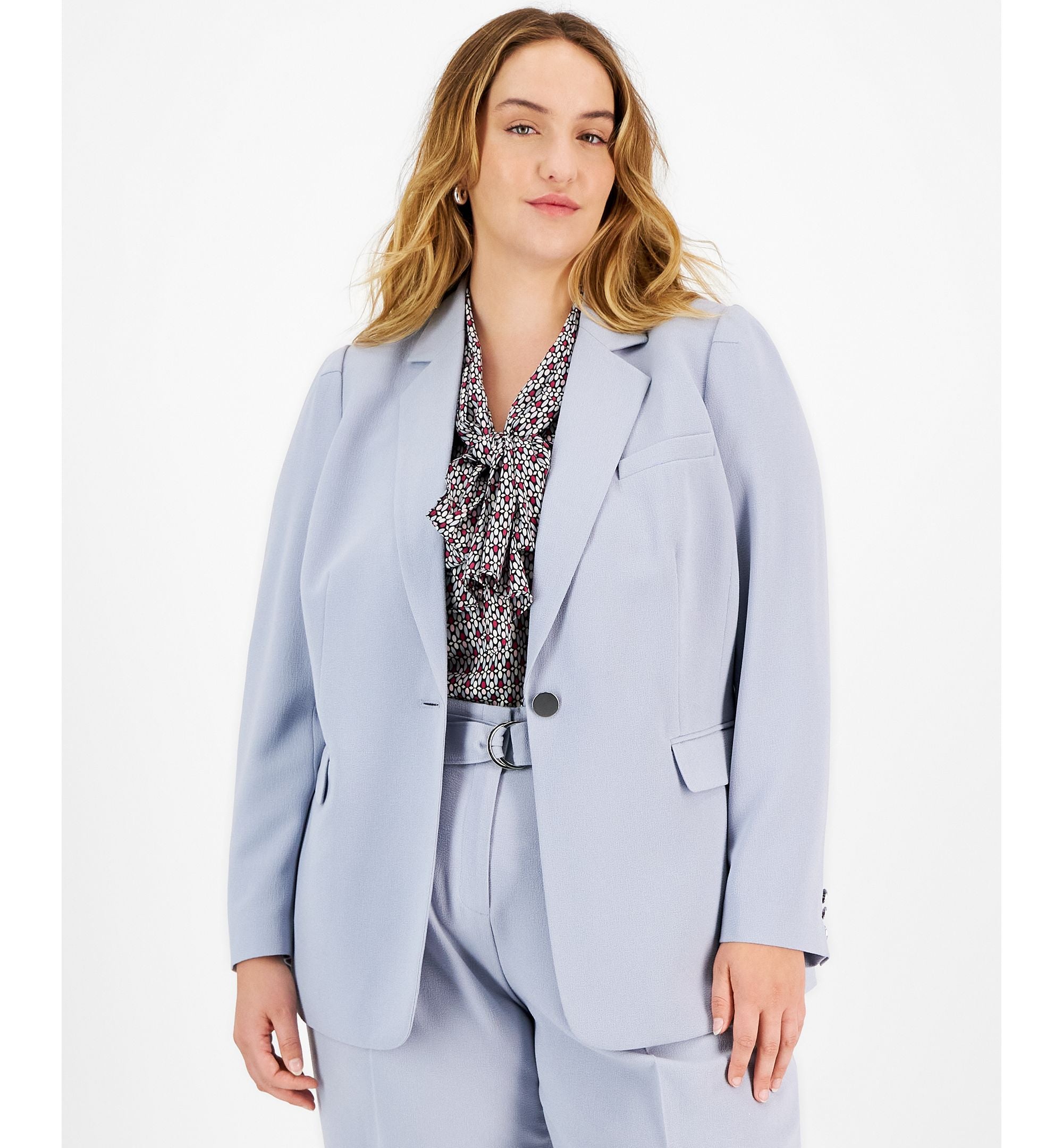 Plus Size Textured Crepe Single-Button Blazer