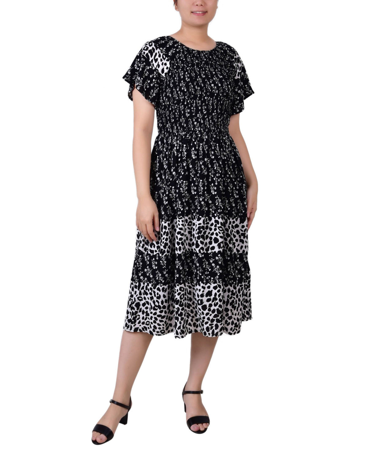 NY Collection Petite Short Sleeve Smocked Combo Print Dress
