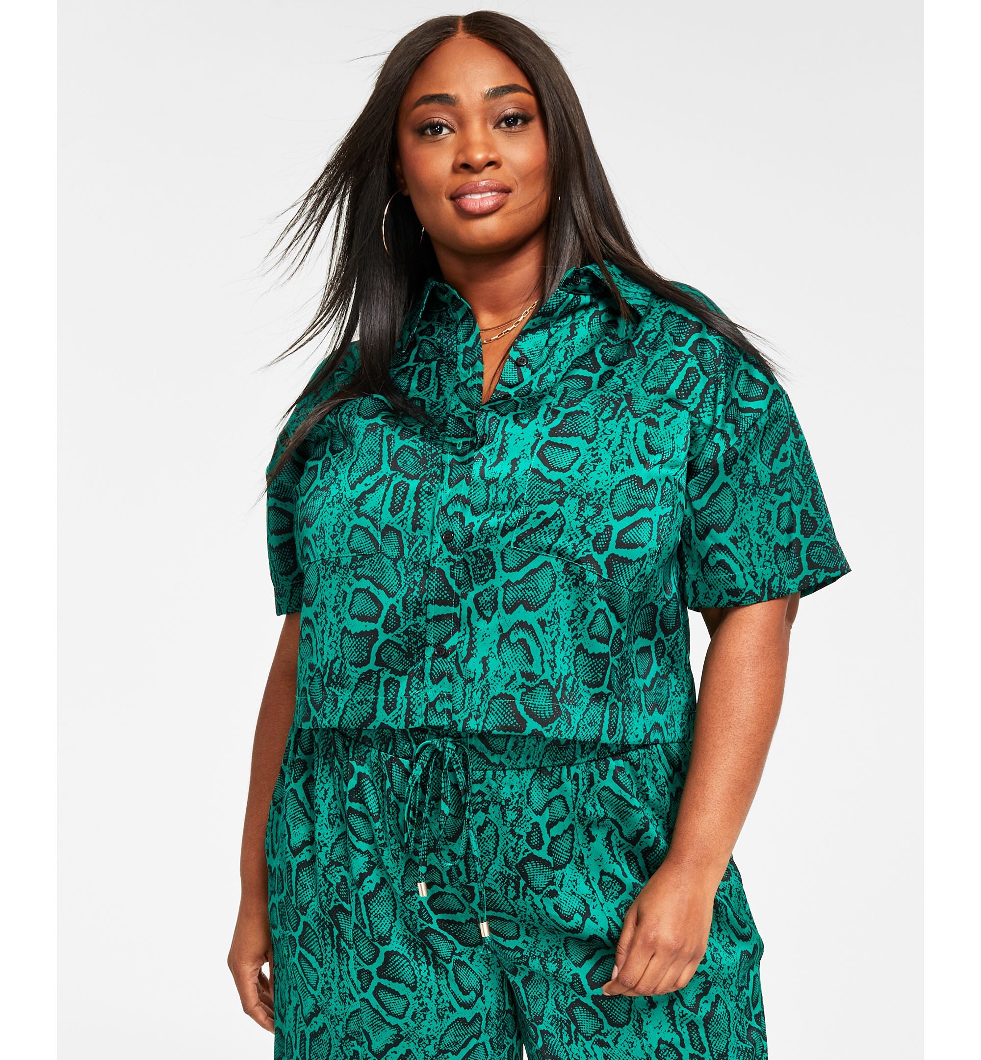 Trendy Plus Size Cropped Printed Satin Shirt
