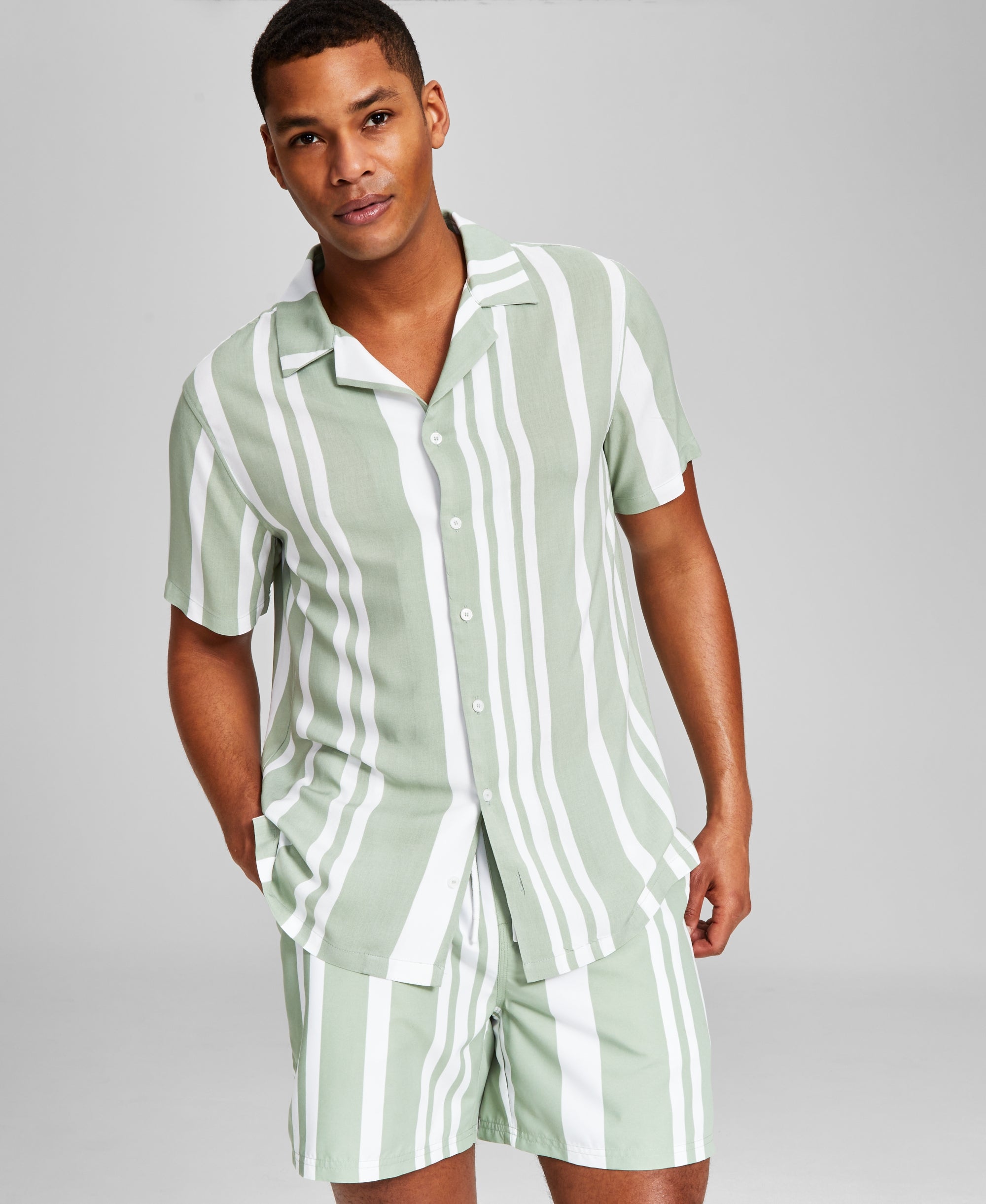 Men's Striped Woven Short Sleeve Camp Shirt