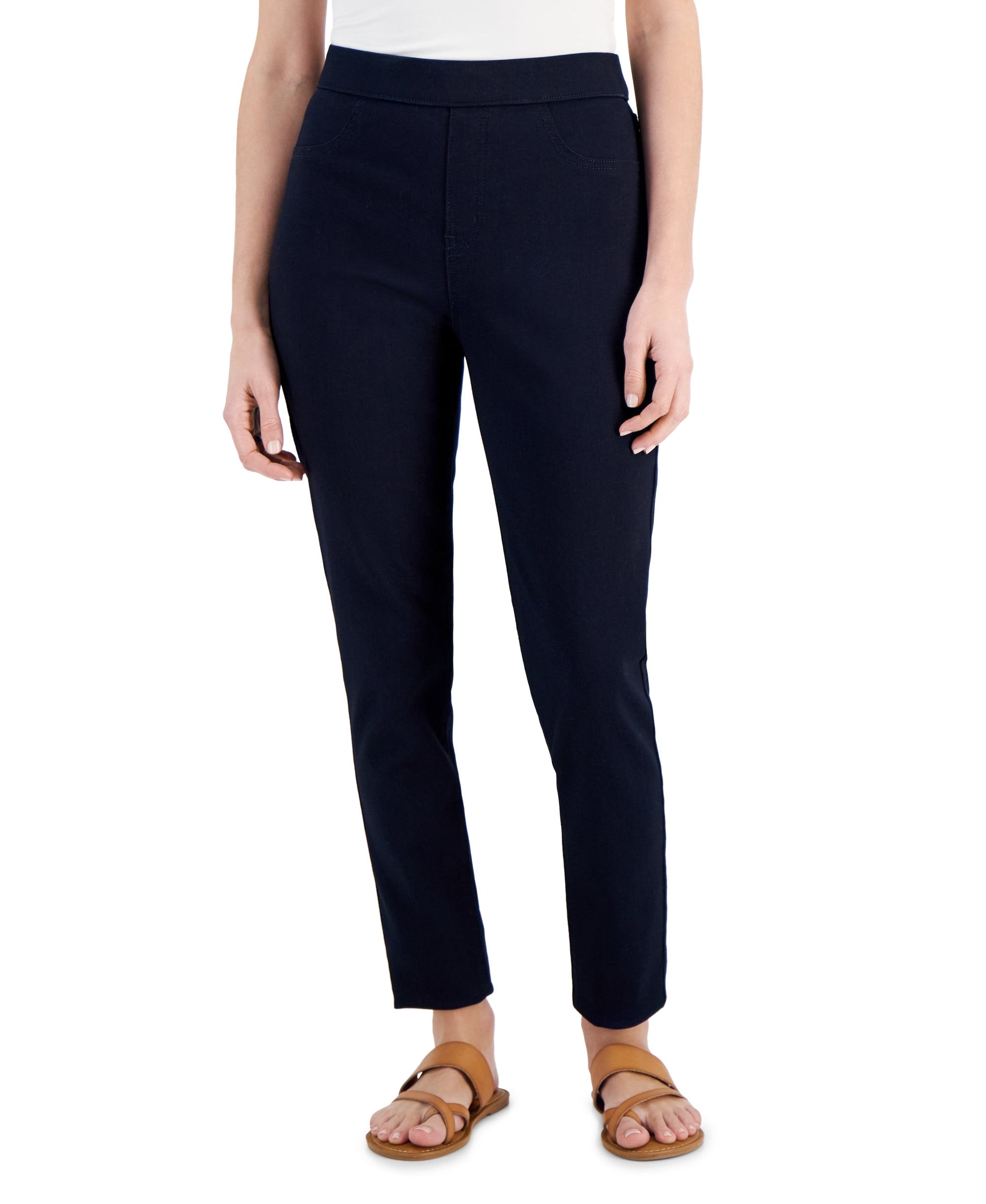 Petite Pull-On Jeggings