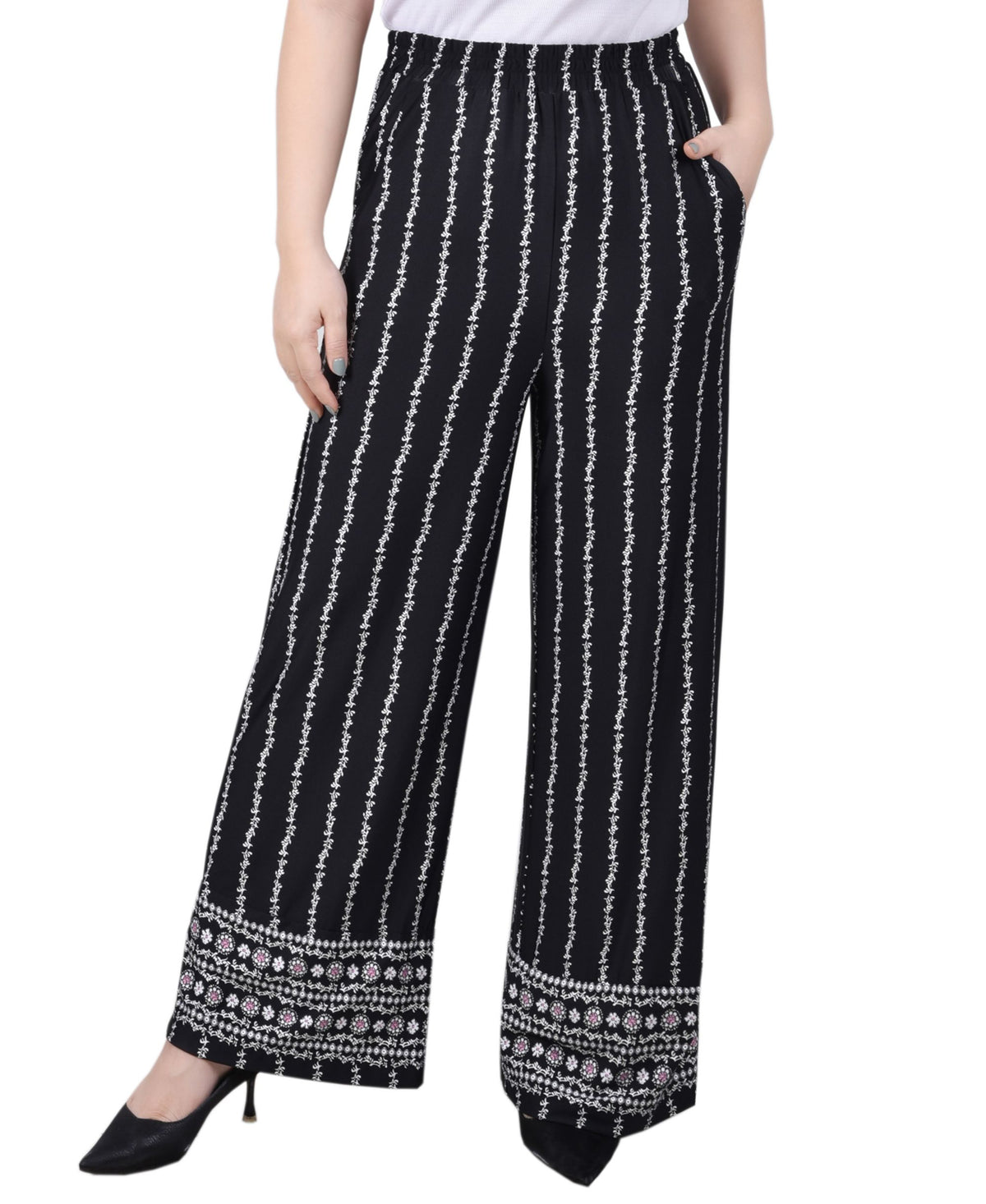 Petite Wide Leg Pull On Pants