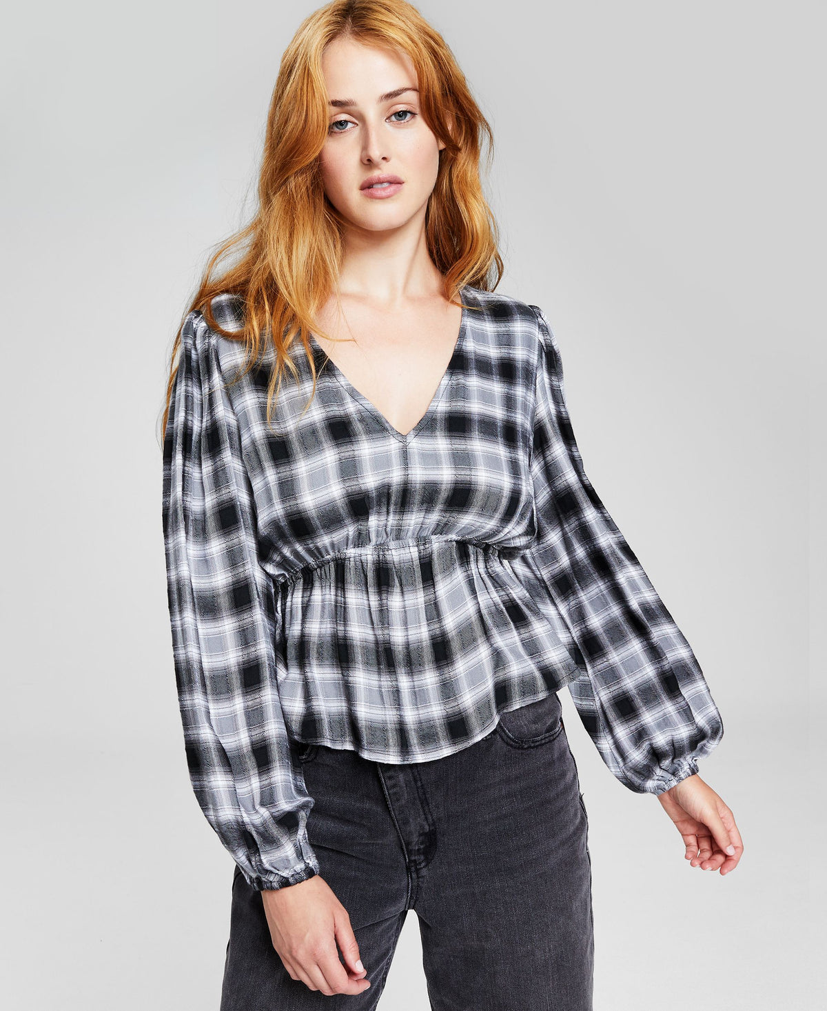Women's V-Neck Puff-Sleeve Top