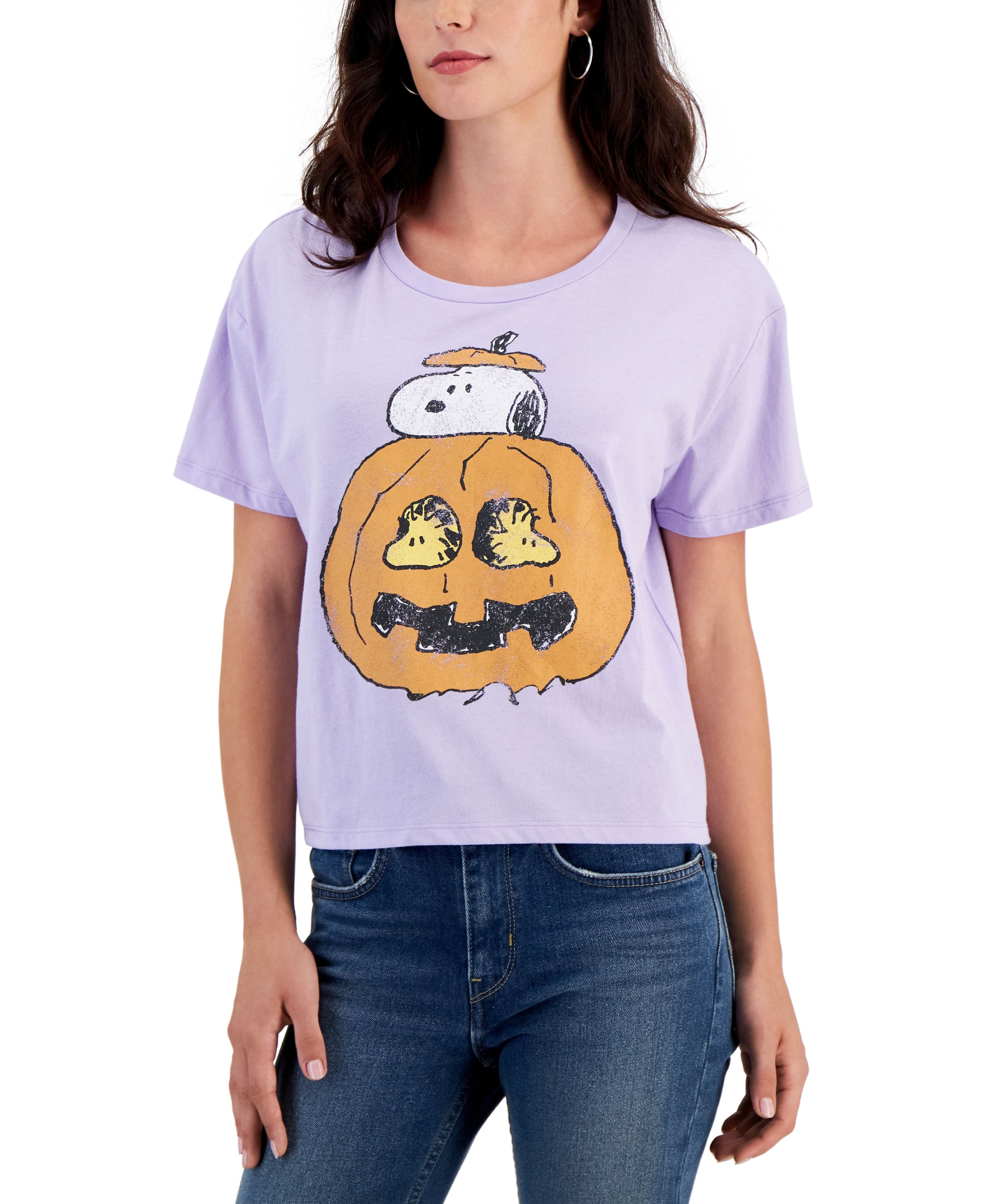 Juniors' Peanuts Snoopy Halloween Pumpkin T-Shirt