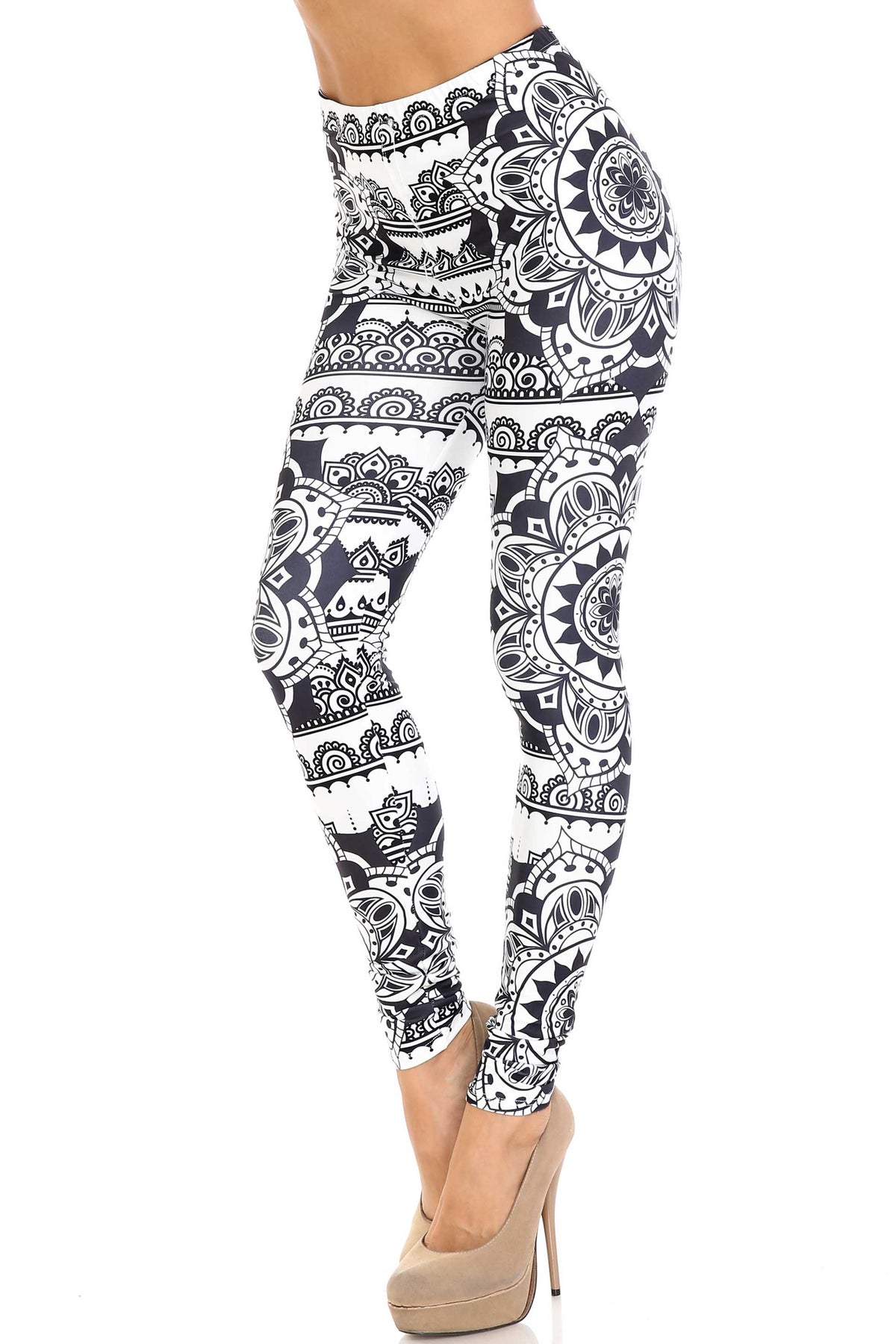 Creamy Soft Monochrome Mandala Extra Plus Size Leggings - 3X-5X - By USA Fashion (XPlus One Size,Black)