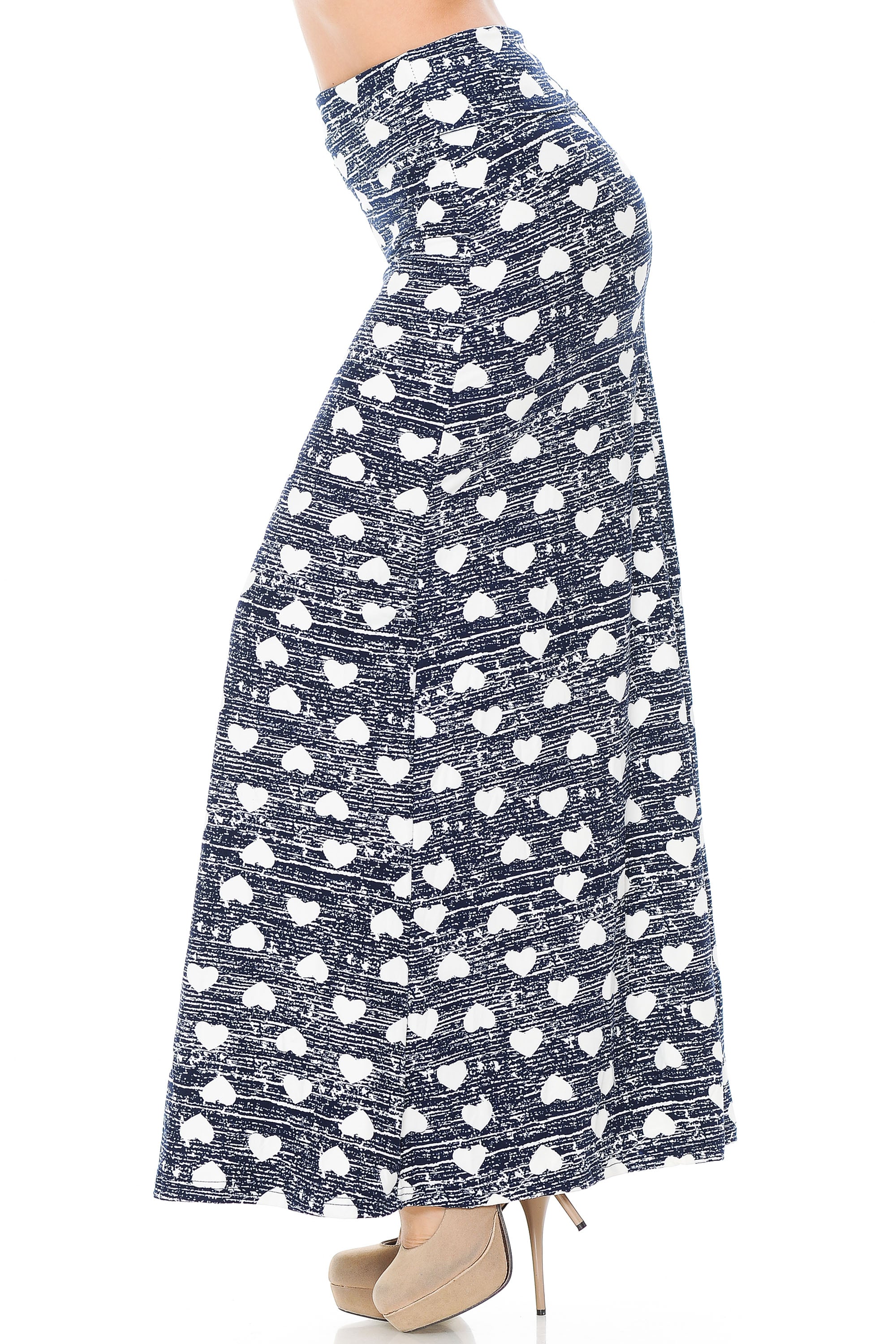 Buttery Soft Rustic Hearts Plus Size Maxi Skirt (One Size Plus,Blue)
