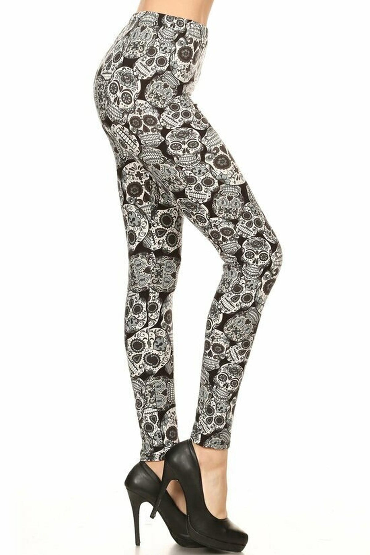 Buttery Soft Charcoal Sugar Skull Plus Size Leggings (One Size Plus,Black)