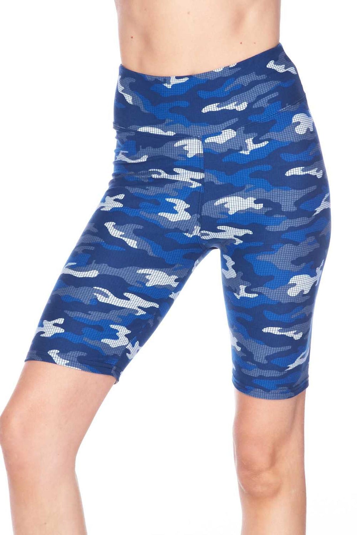 Buttery Soft Blue Grid Camouflage Plus Size Shorts (One Size Plus,Blue)