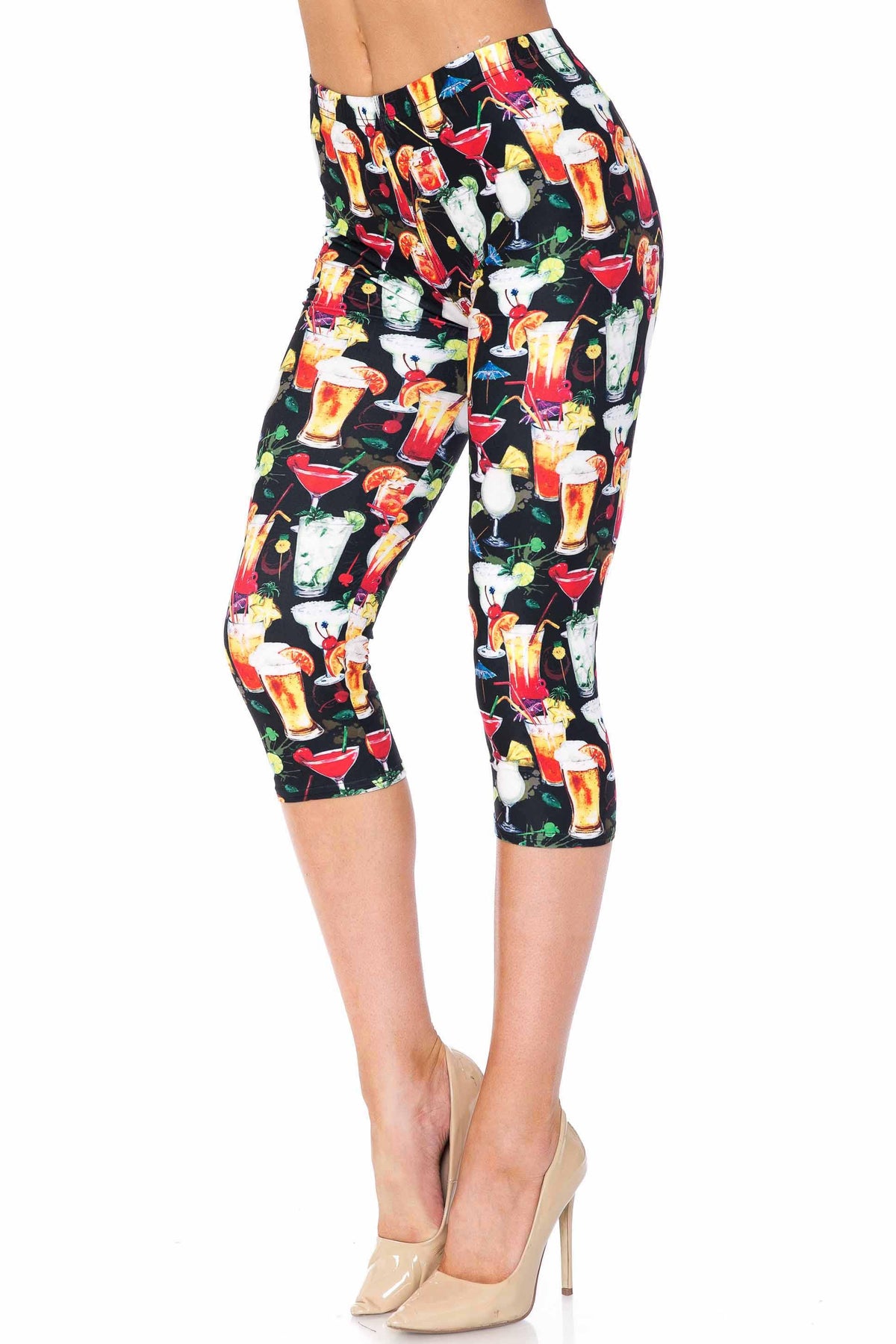 Creamy Soft Tropical Cocktails Capris - USA Fashion (One Size Regular,Black)
