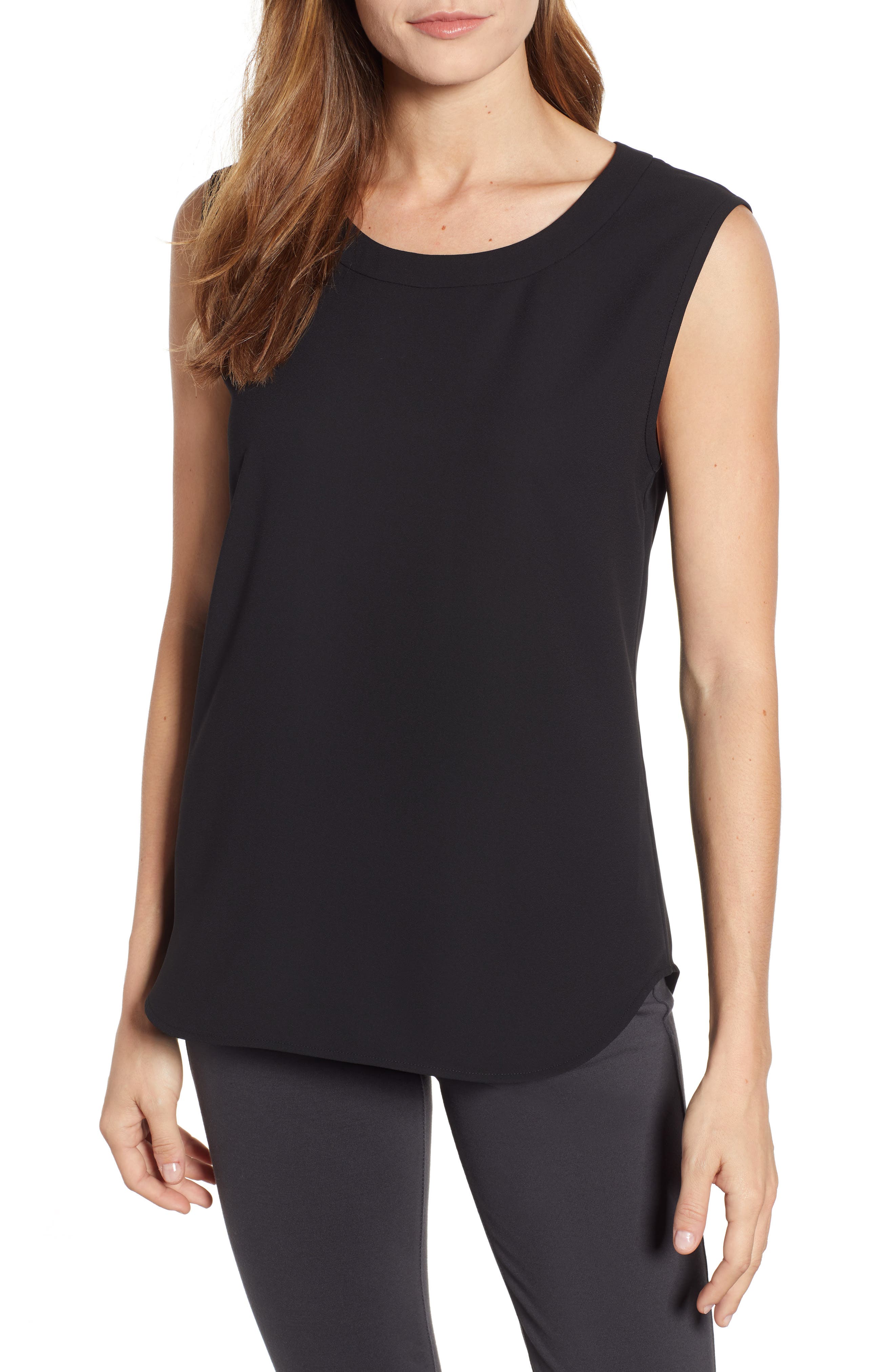 Scoop-Neck Shell