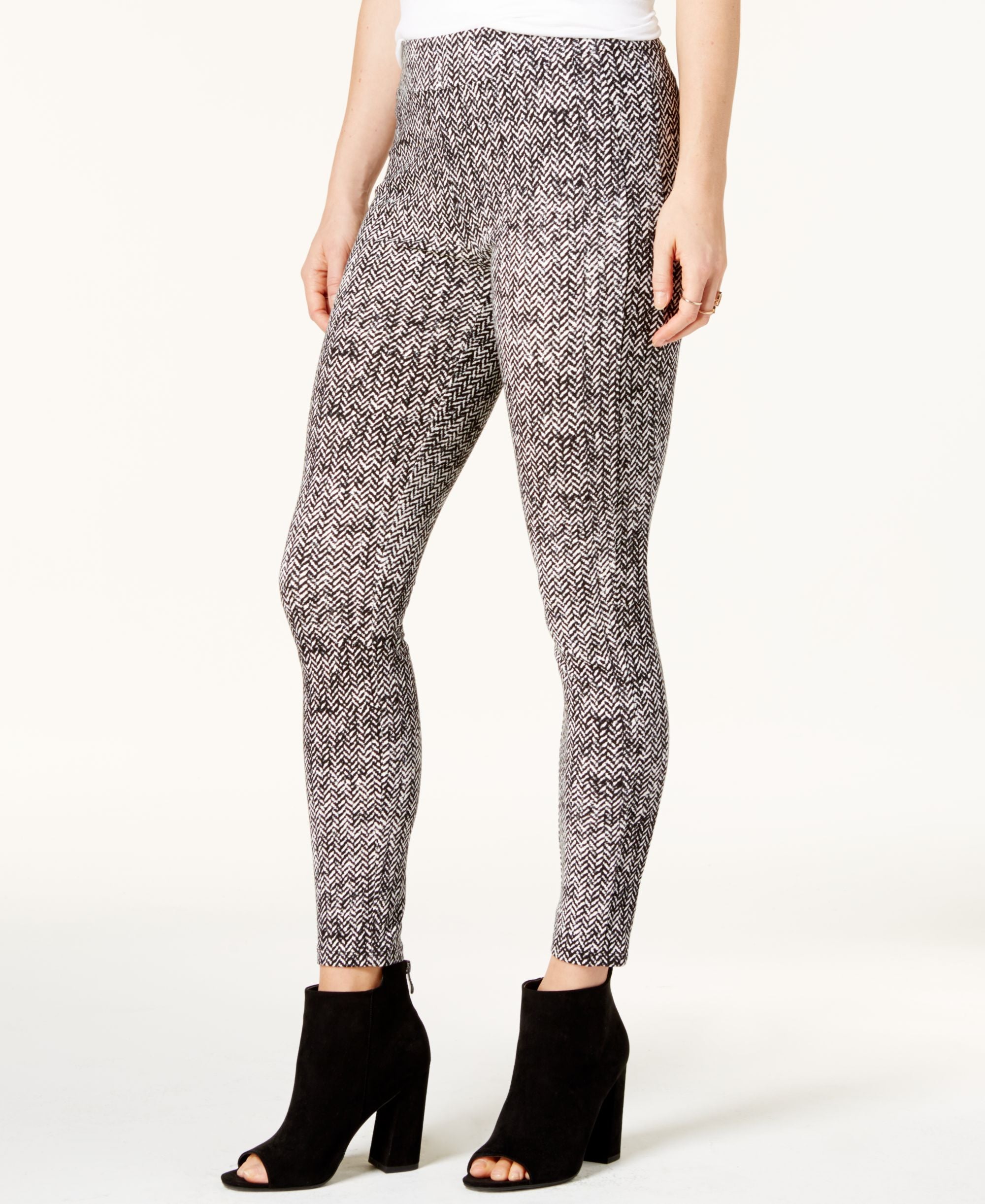 Bar III Chevron Print Mid Rise Leggings