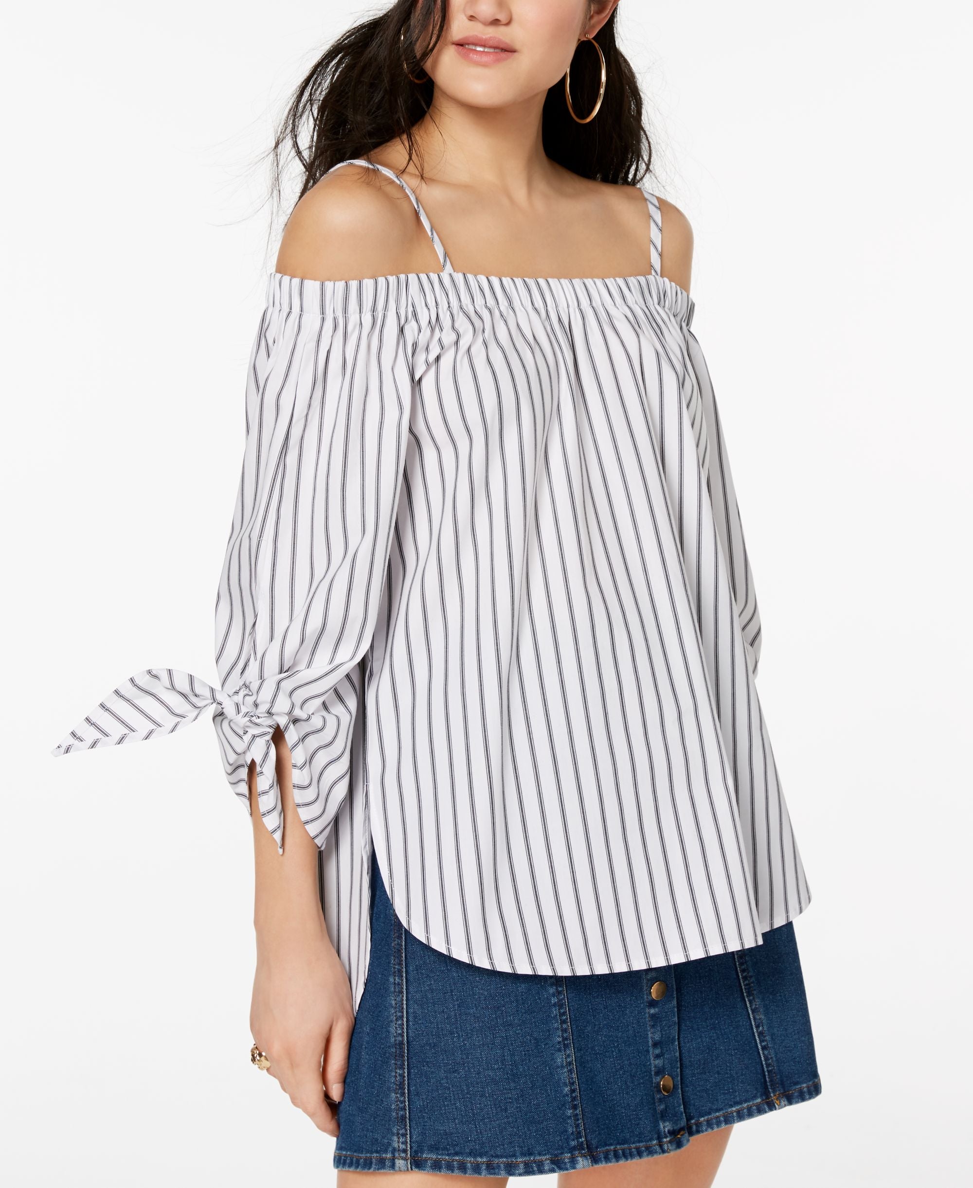 Juniors' Off-The-Shoulder Top