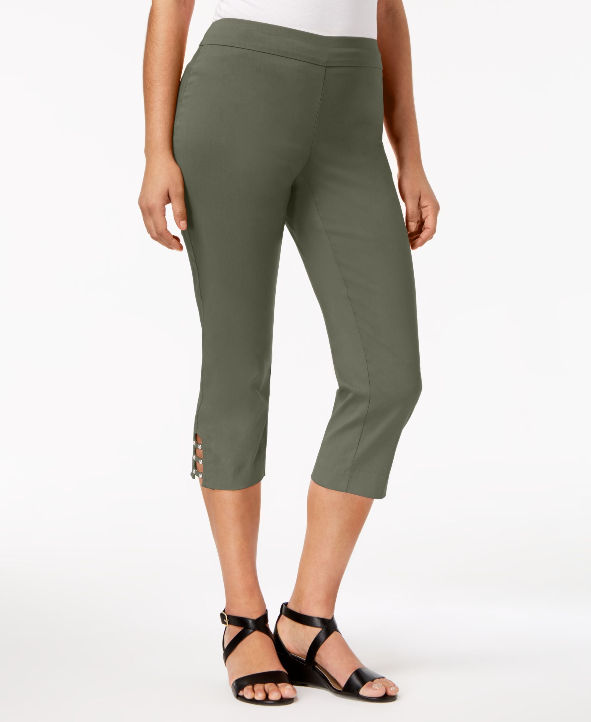 JM Collection Pull On Lattice Inset Capri Pants