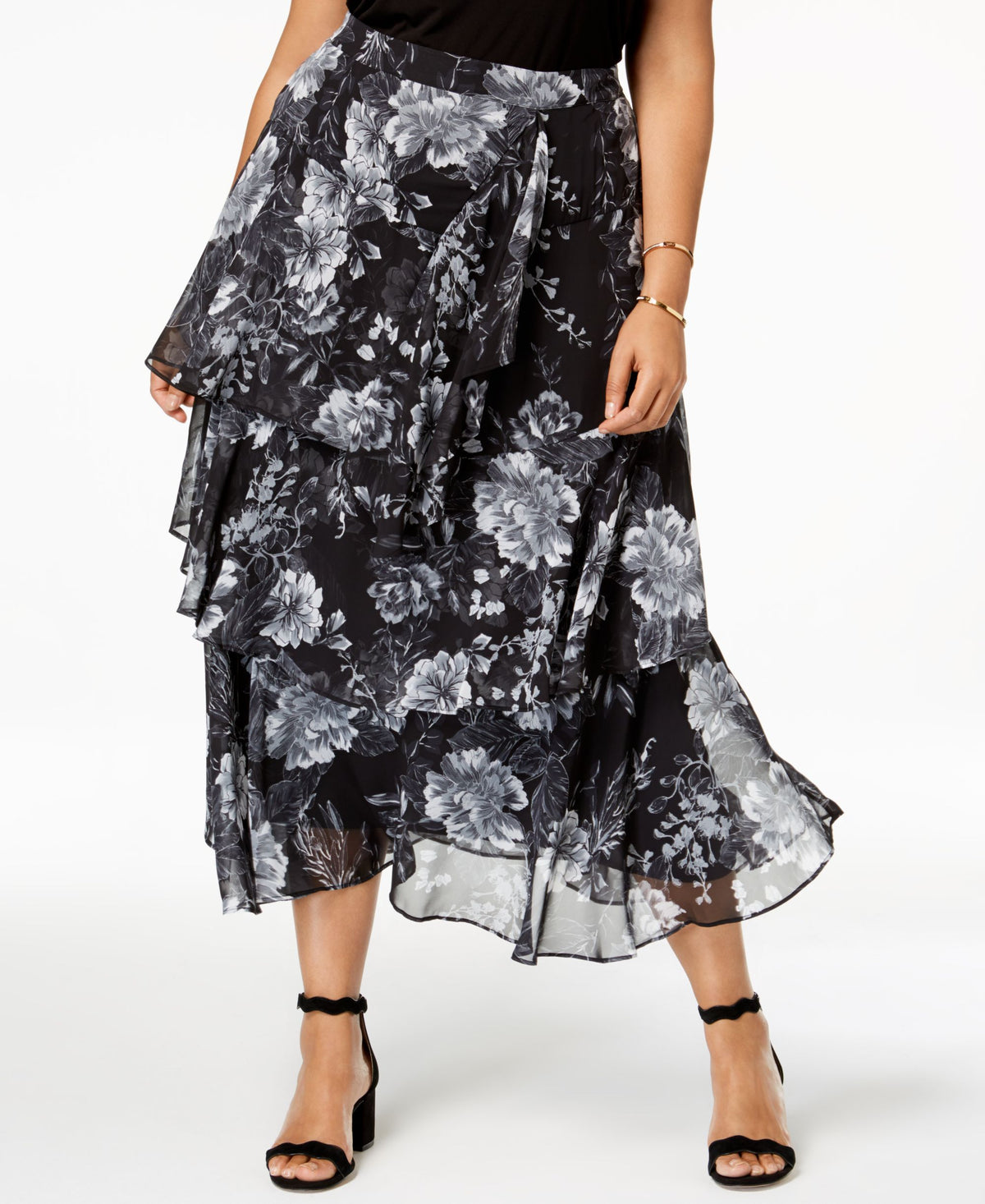 Plus Size Printed Tiered Skirt