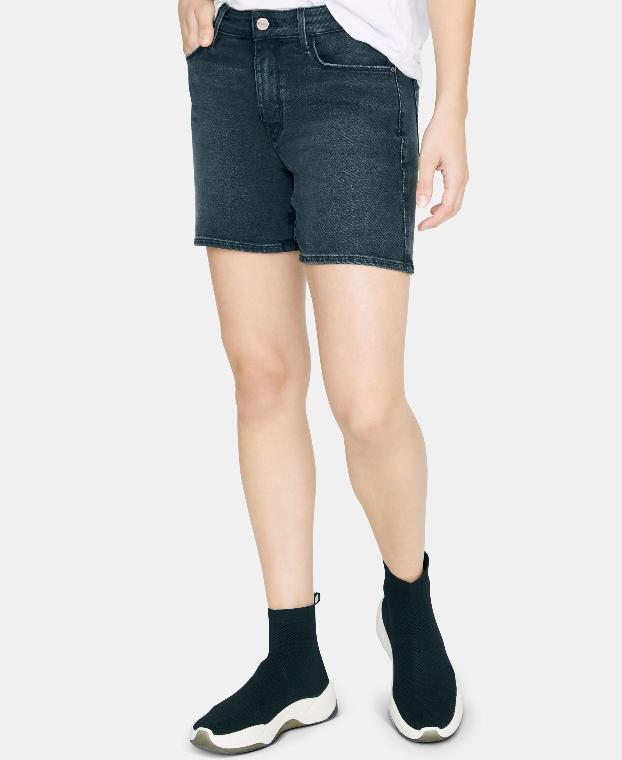 Long Weekend Short