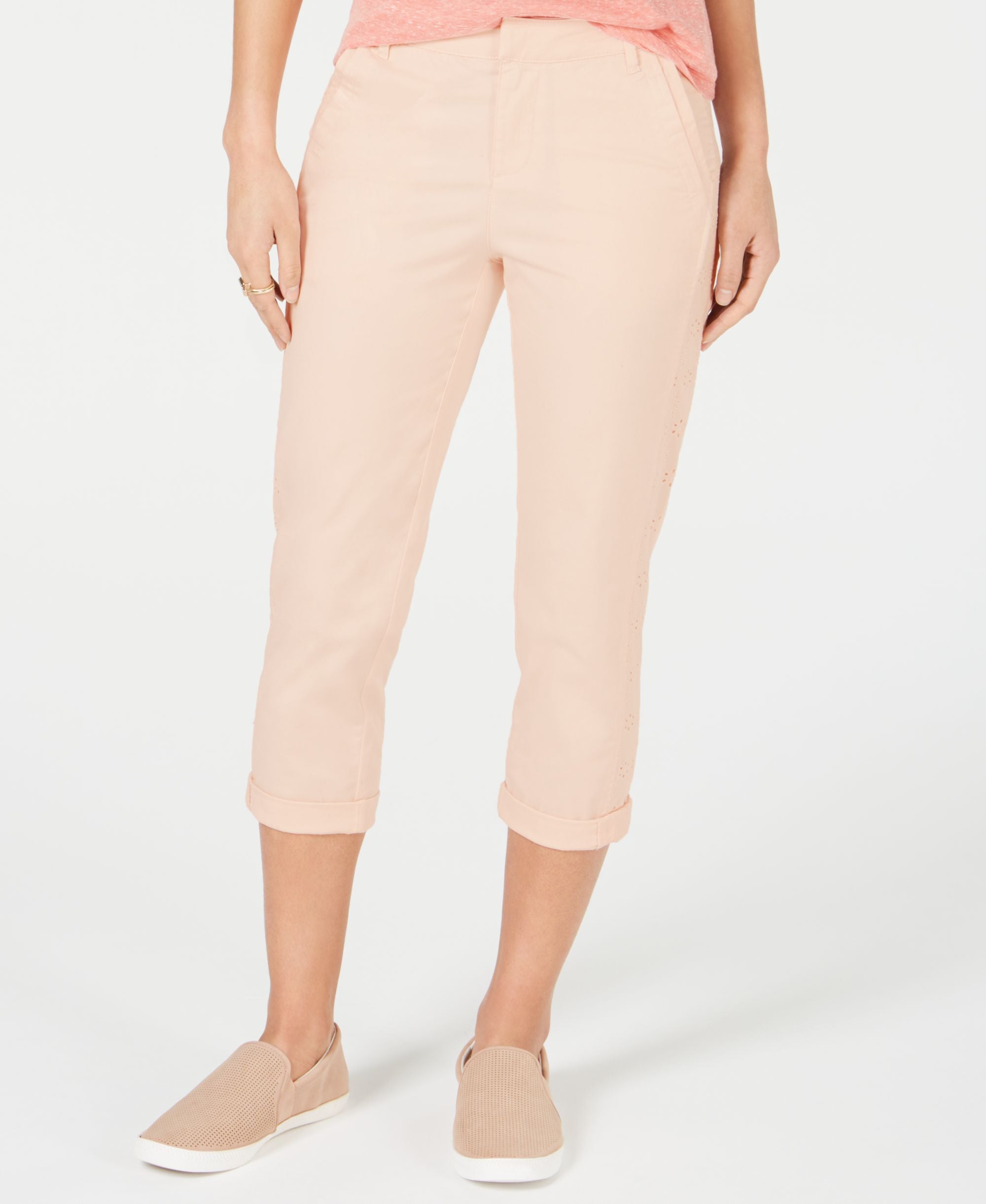 Petite Eyelet-Trim Cuffed Capris