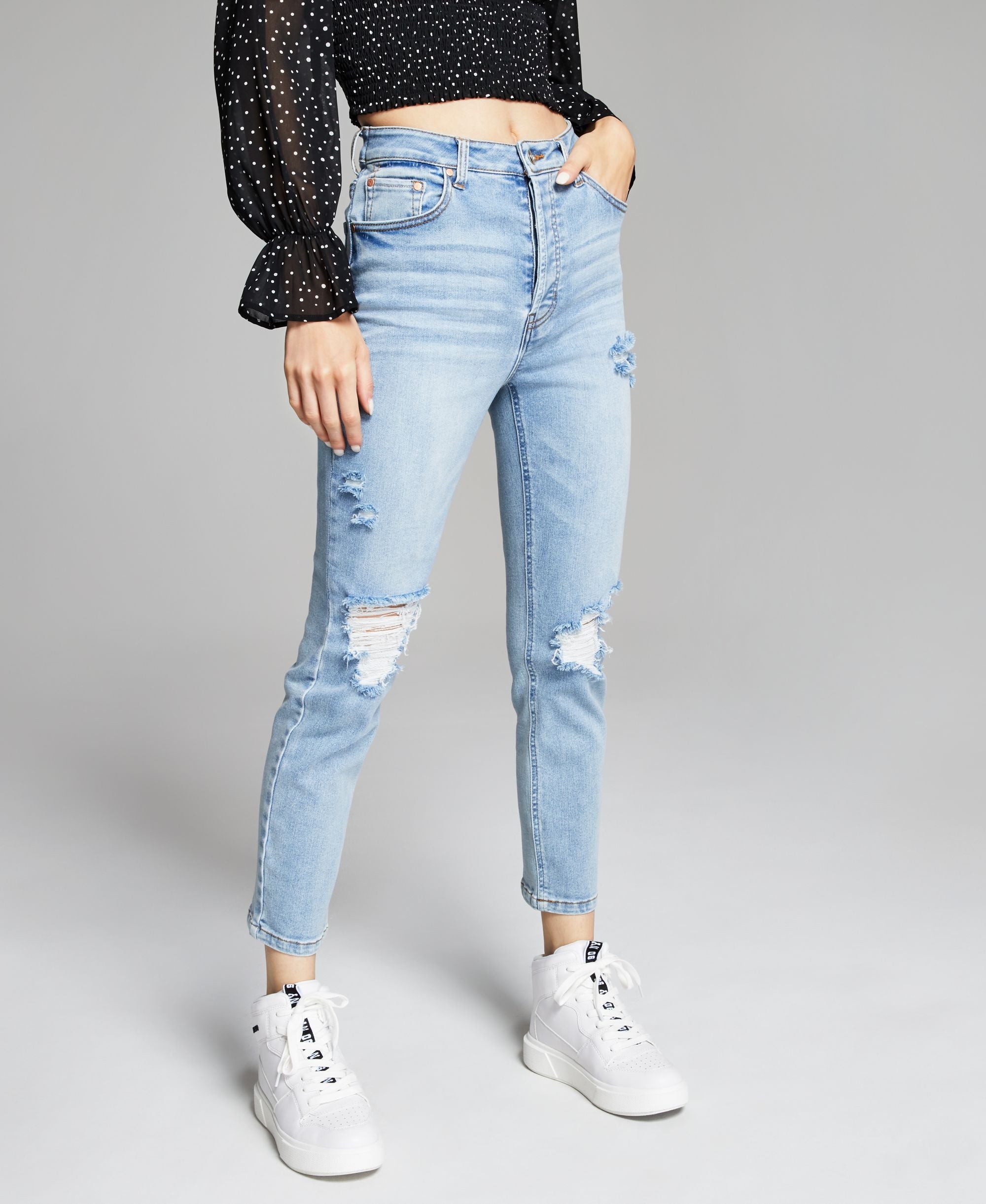 Now This Womens Covered Button Slim Straight Leg Jeans