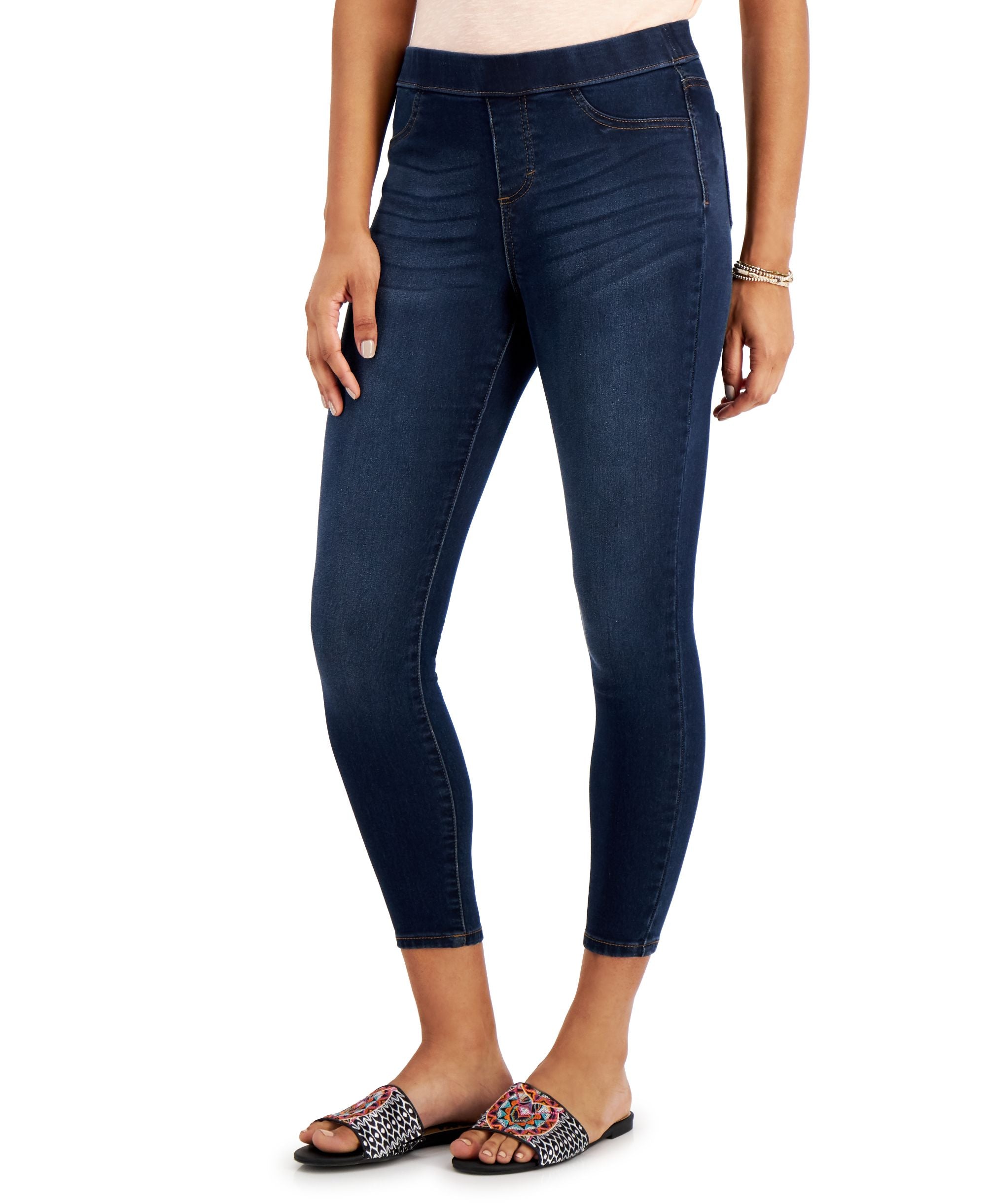 Petite Pull-On Jeggings