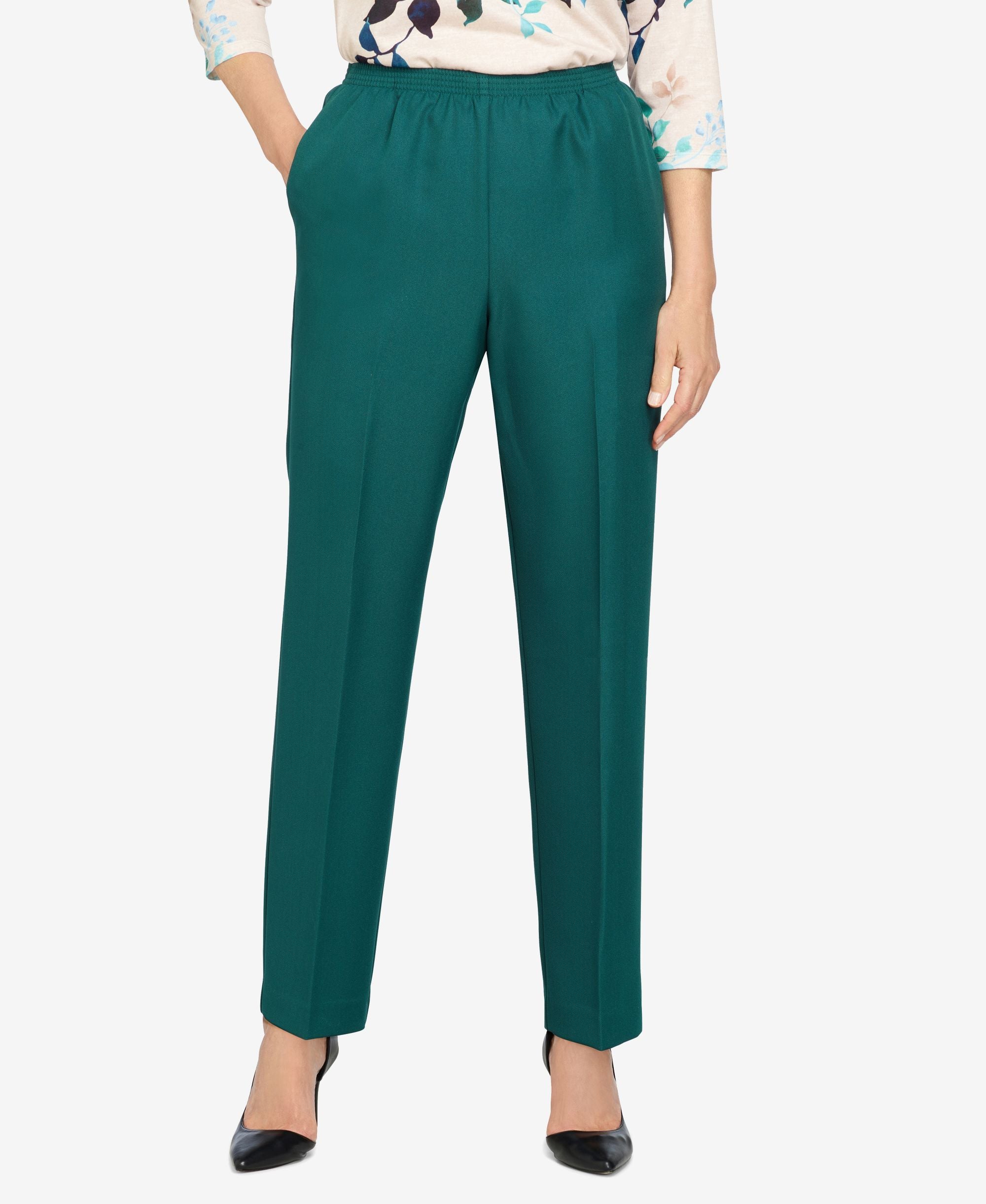 Womens Missy Classics Proportioned Short Pants