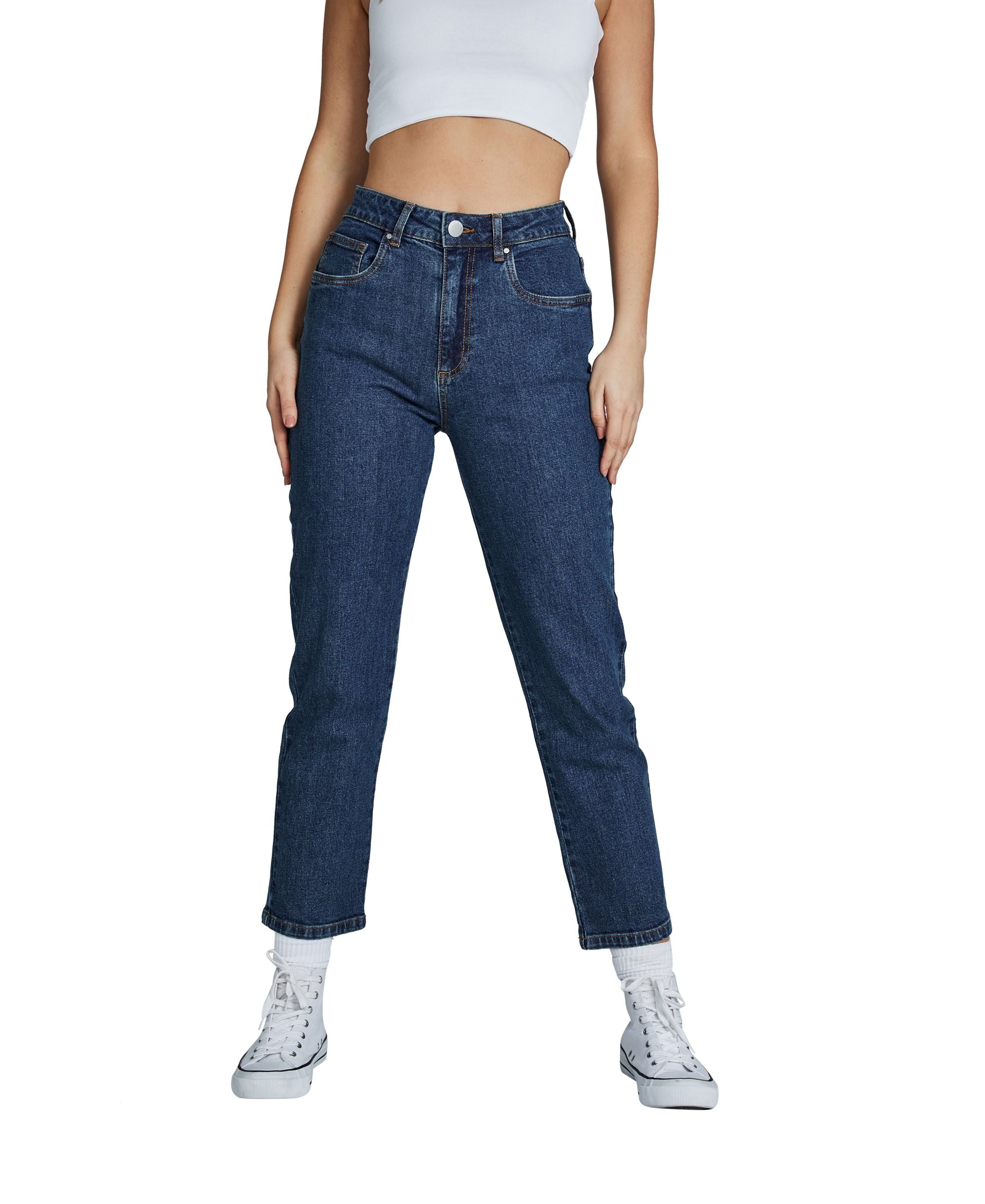 Women's Straight Stretch Jeans
