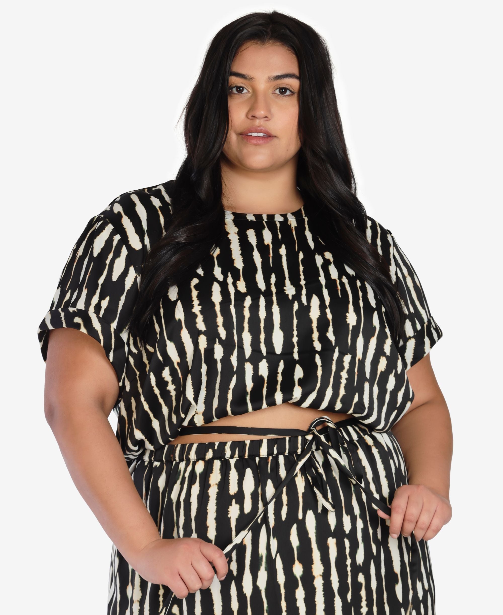 Nicole Williams English Trendy Plus Size Printed Satin Crop Top