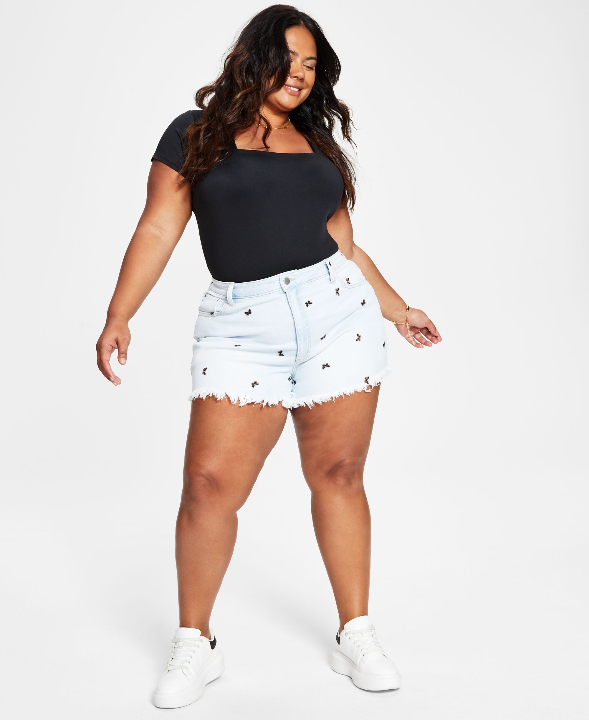 Tinseltown Trendy Plus Size High Rise Frayed Hem Mom Shorts