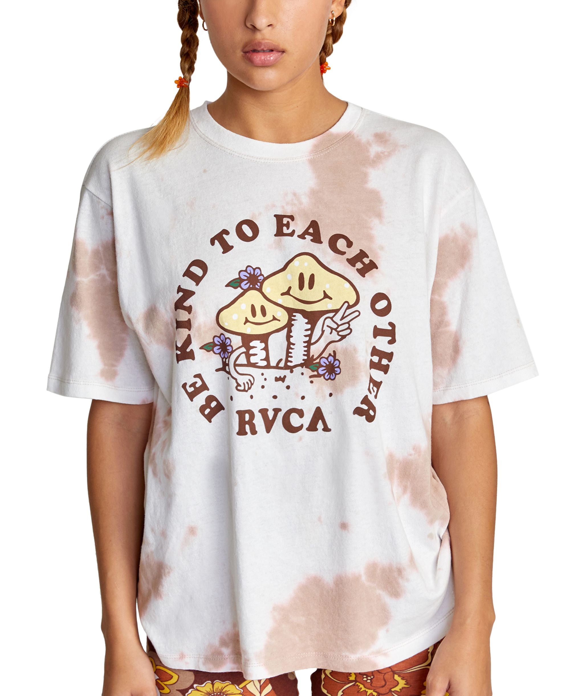 Juniors' Be Kind Tie-Dyed Graphic T-Shirt