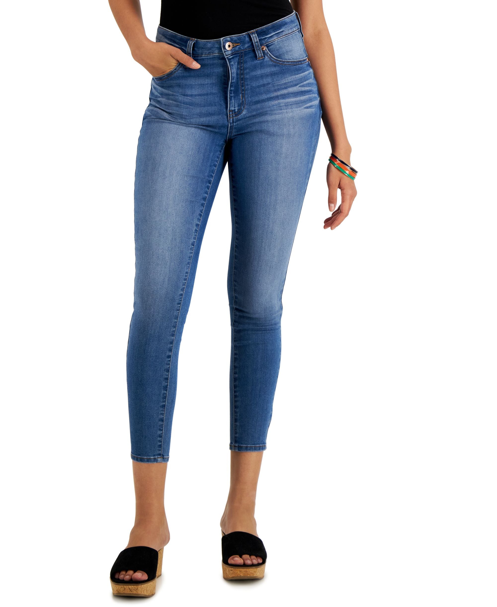 Juniors' Curvy Distressed Skinny Ankle Jeans