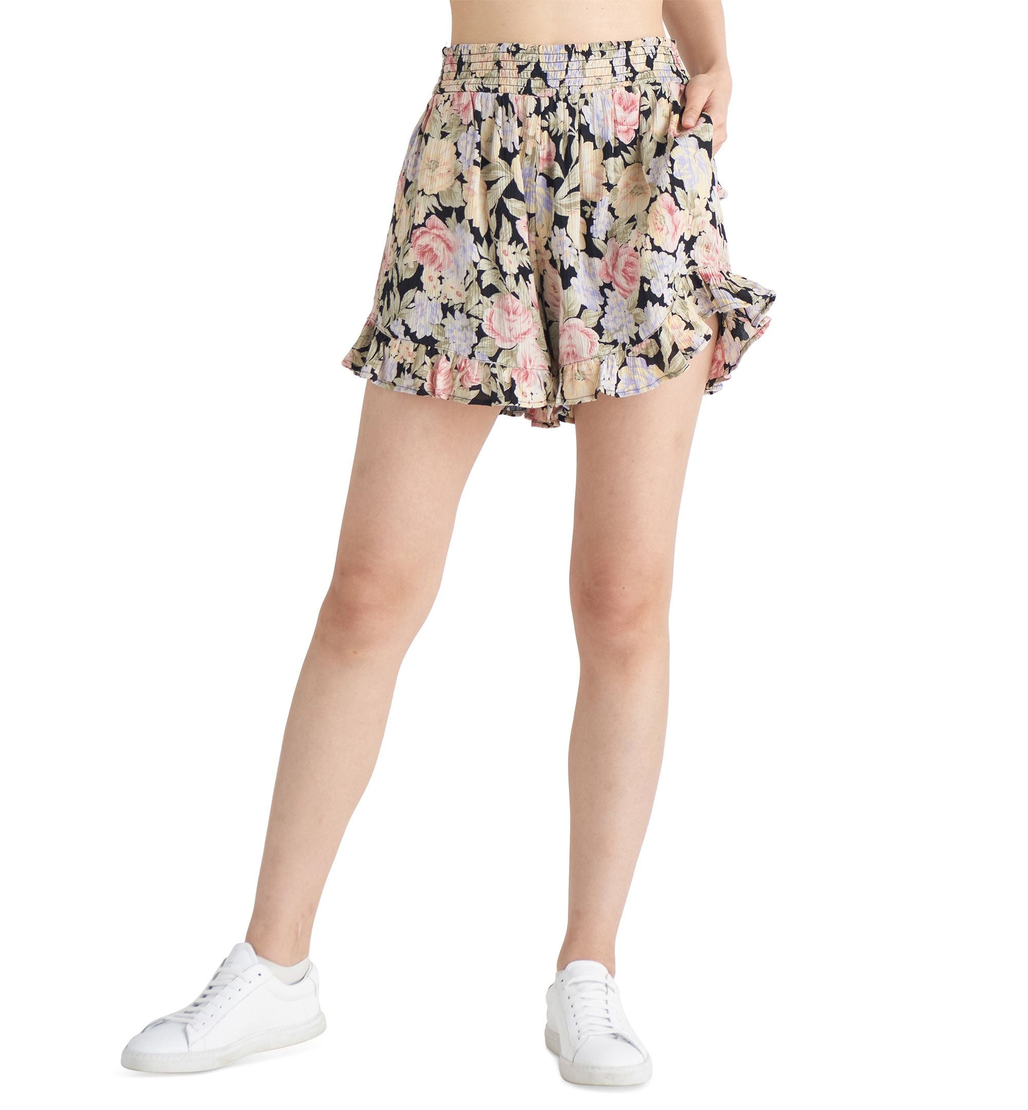 Black Tape Womens Ruffled Hem Shorts