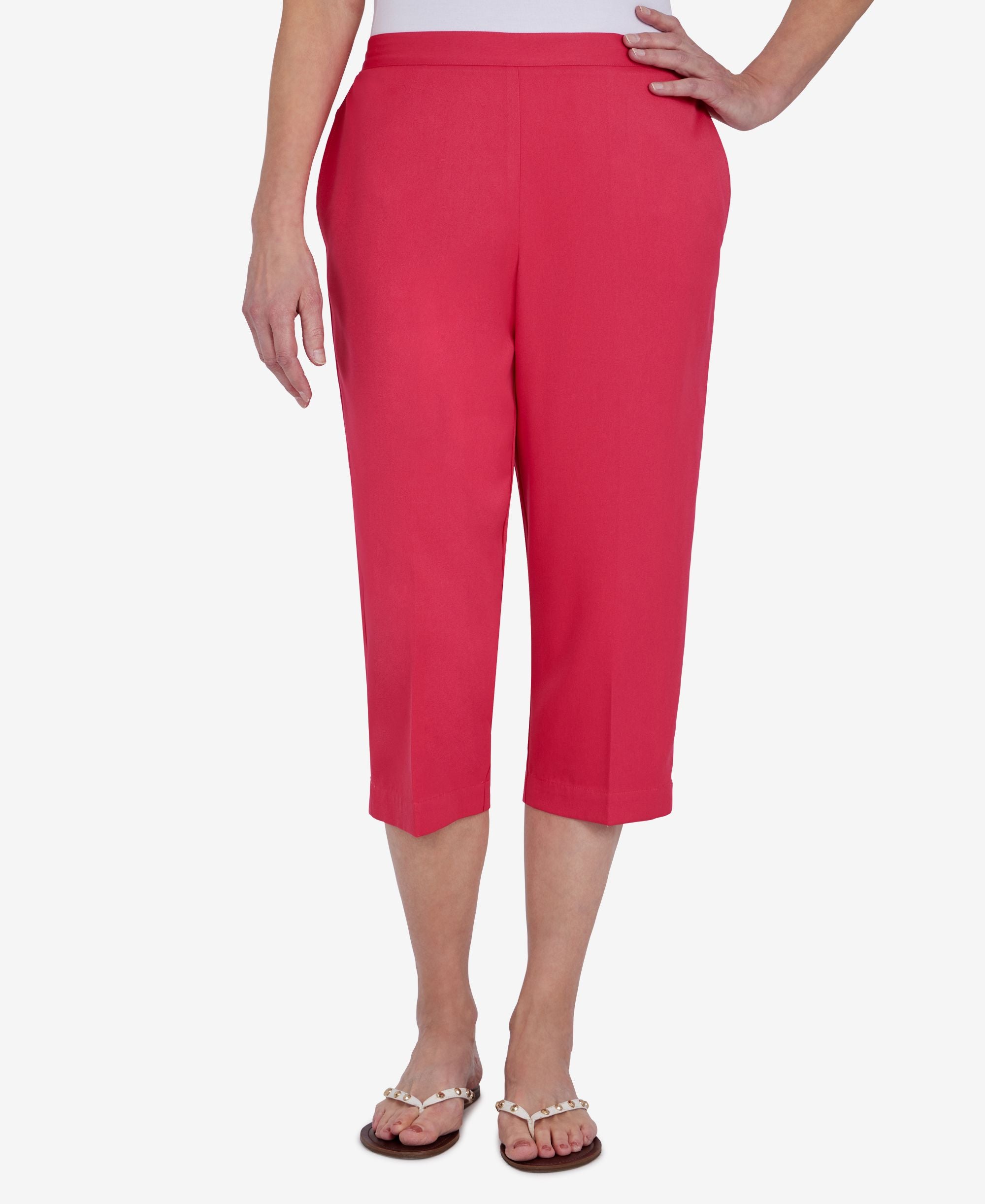 Womens Happy Hour Microfiber Twill Pull On Capri Pants